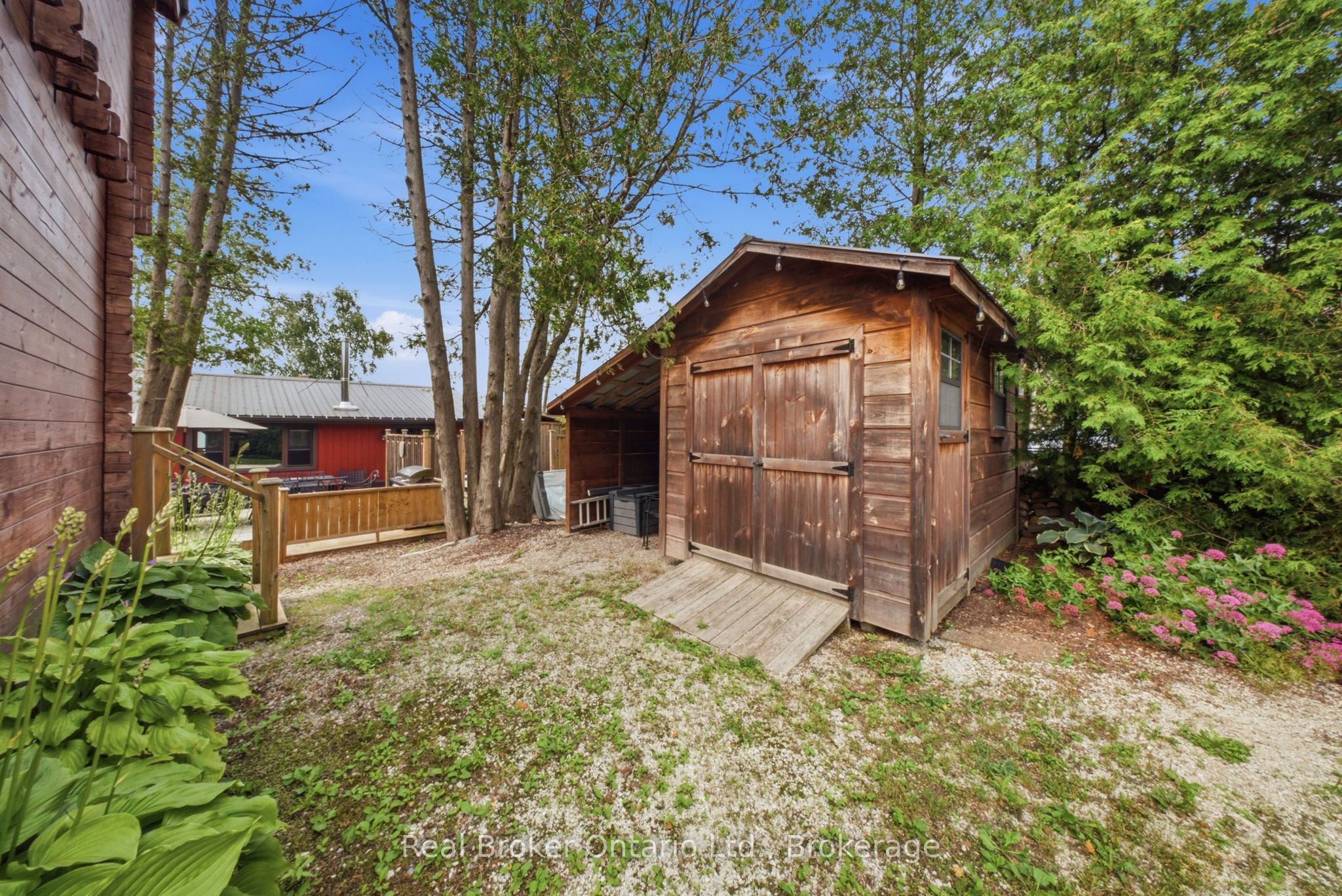 111 Wilson Drive Property Photo 43