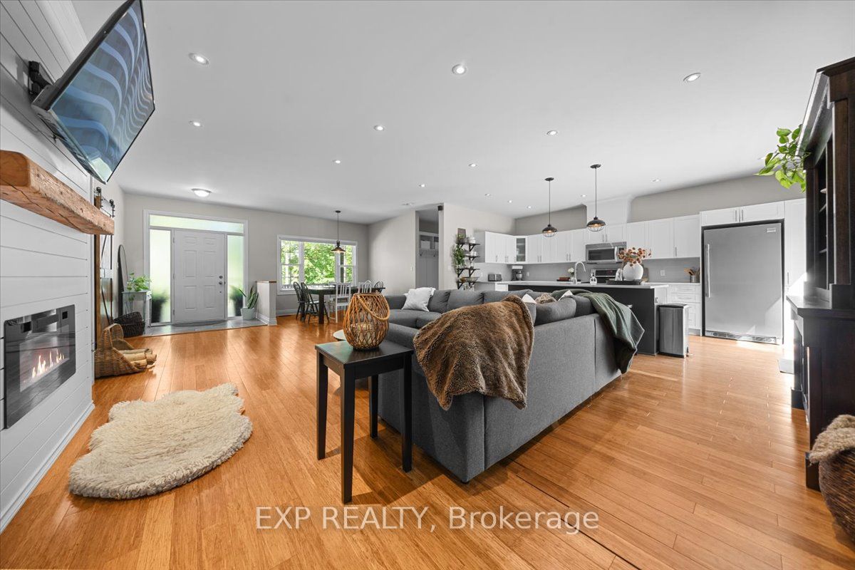 72 Darcys Way Property Photo 9