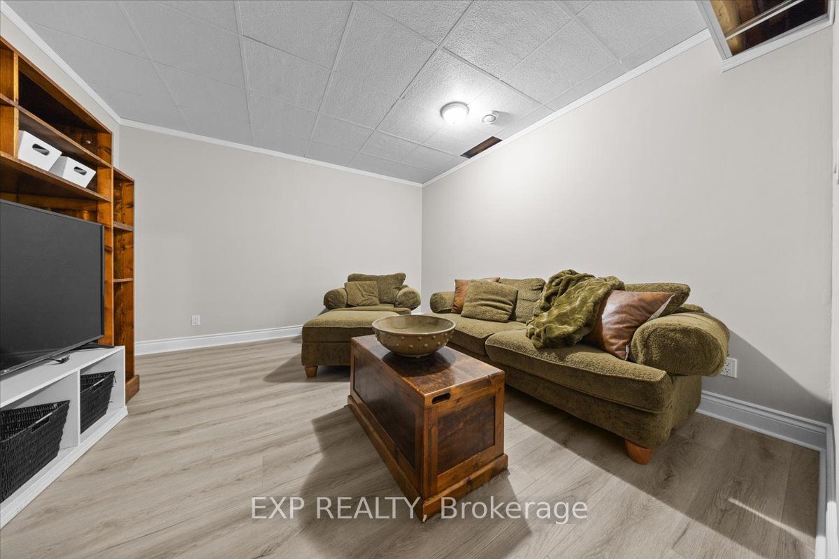 72 Darcys Way Property Photo 26