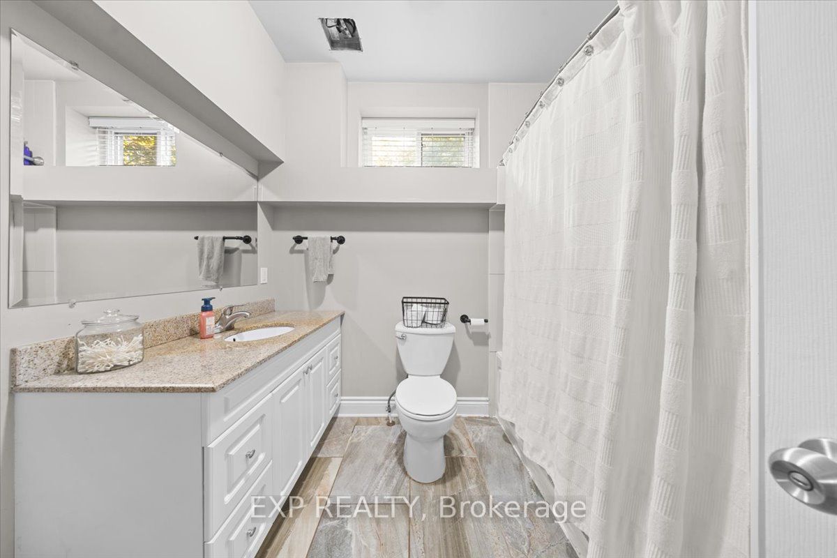 72 Darcys Way Property Photo 32