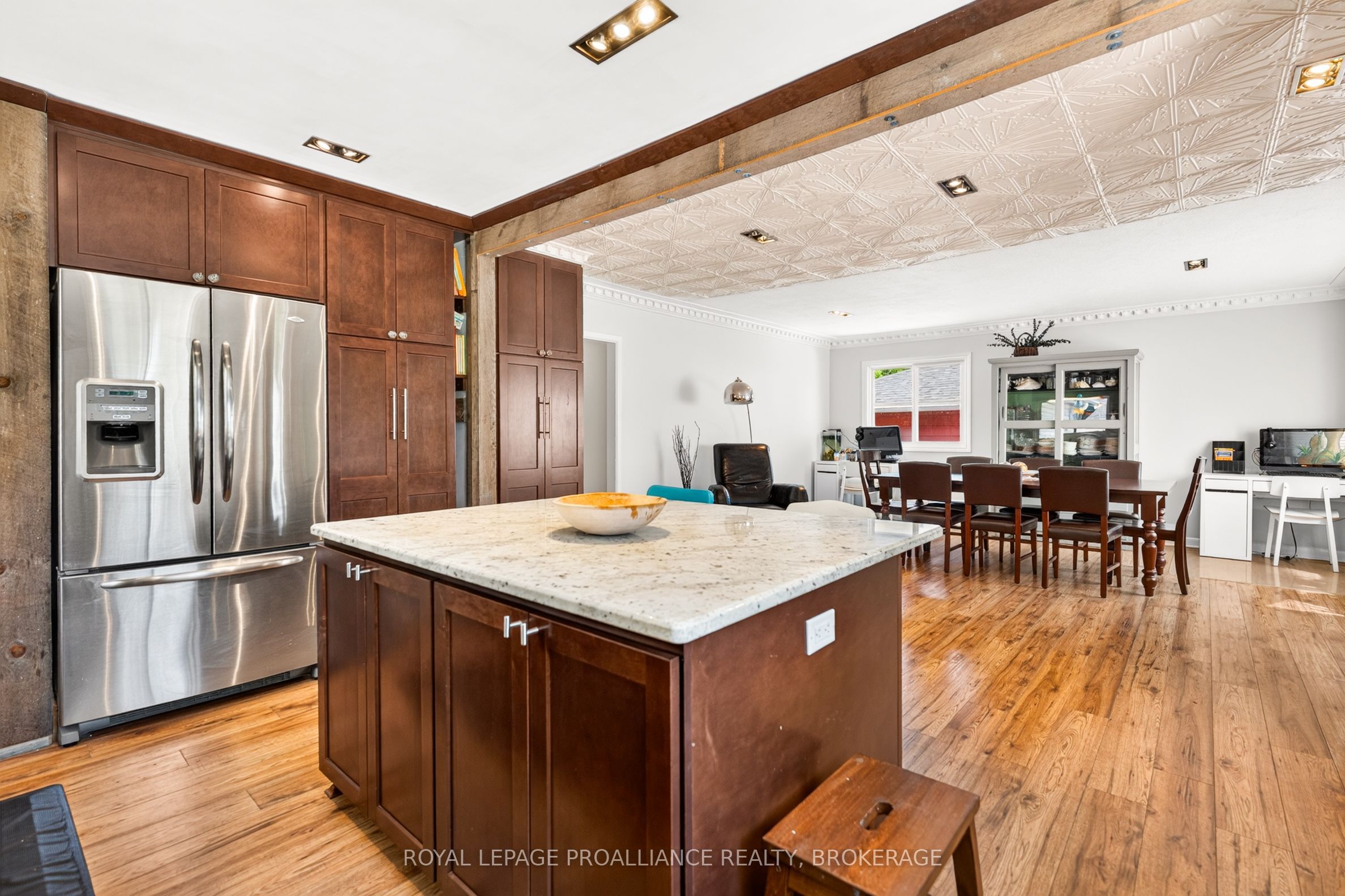 2219 Mckendry Road Property Photo 8