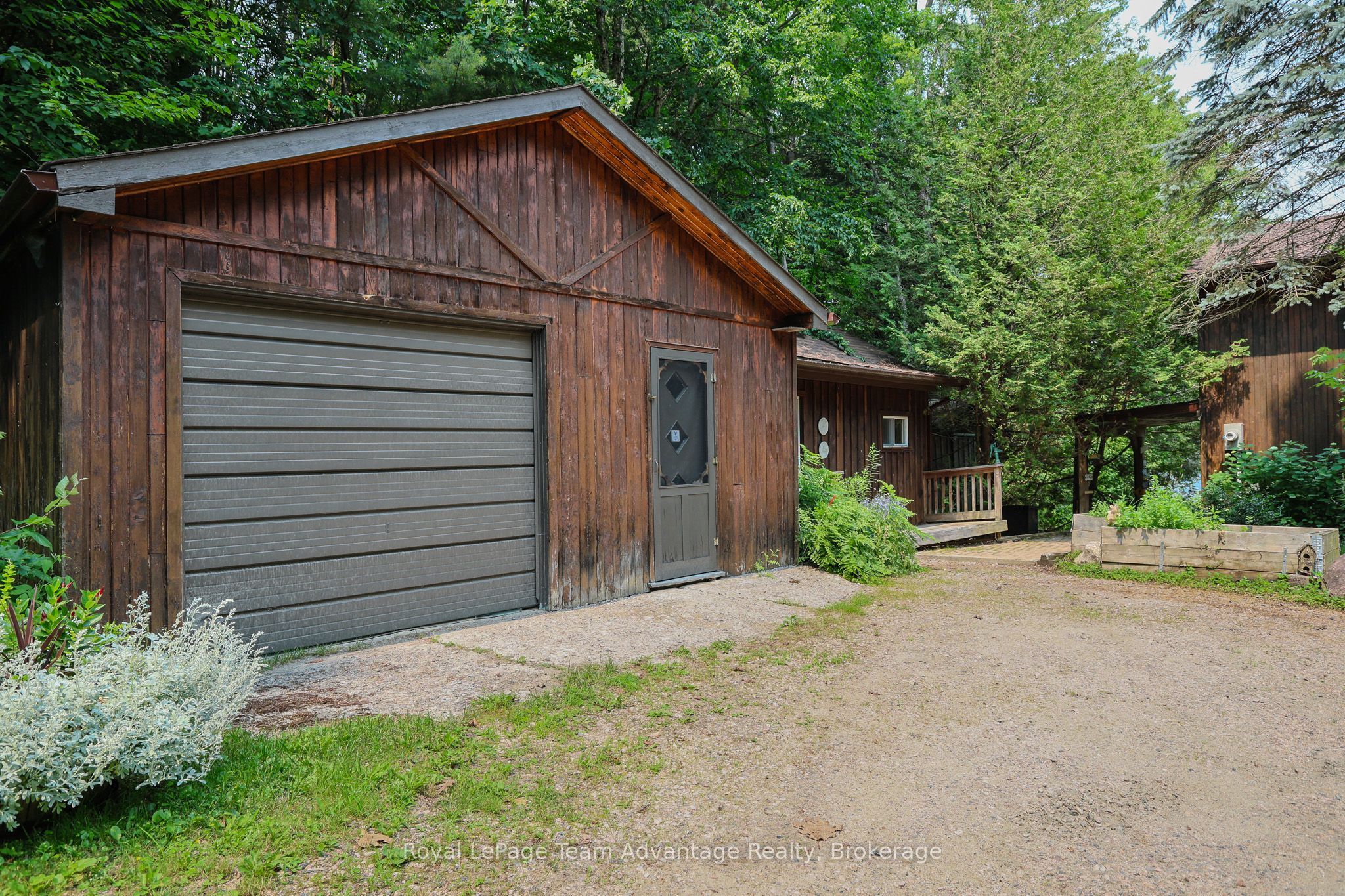 30 Bartlett Drive Property Photo 8