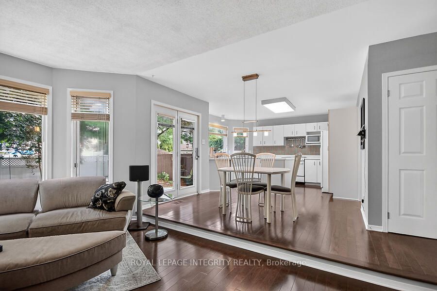 76 Saddlehorn Crescent Property Photo 8