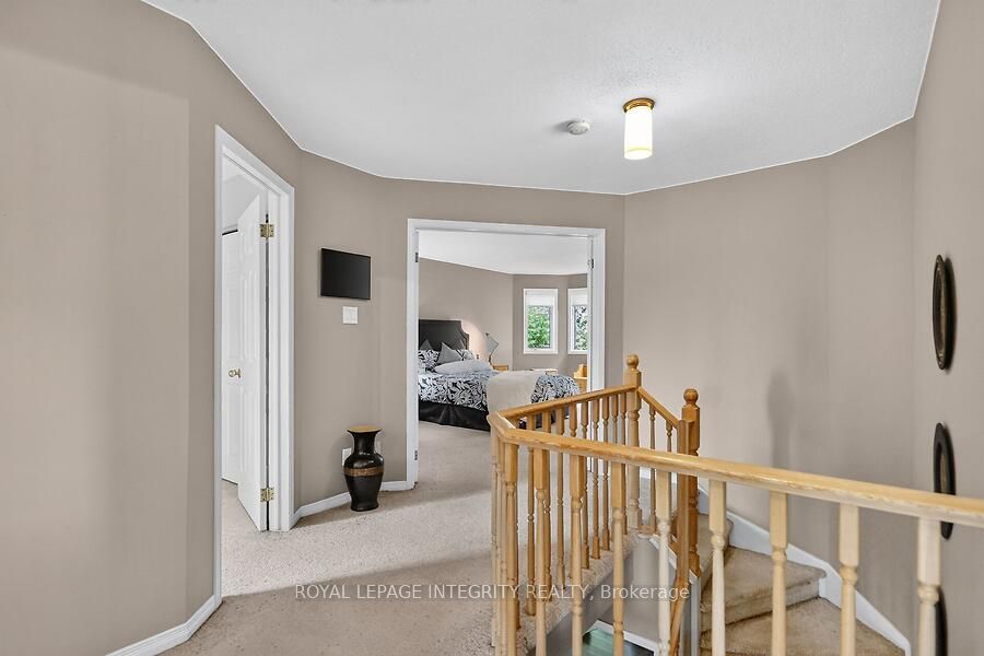 76 Saddlehorn Crescent Property Photo 11