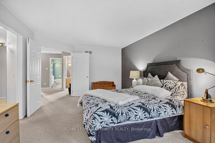76 Saddlehorn Crescent Property Photo 12