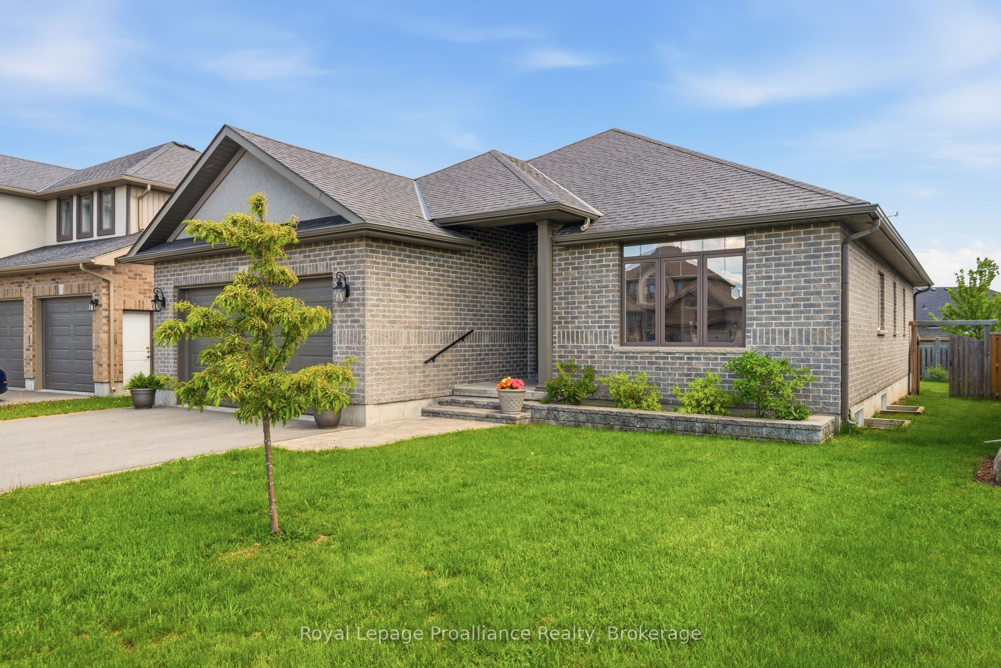 5 Kempton Avenue Property Photo 1