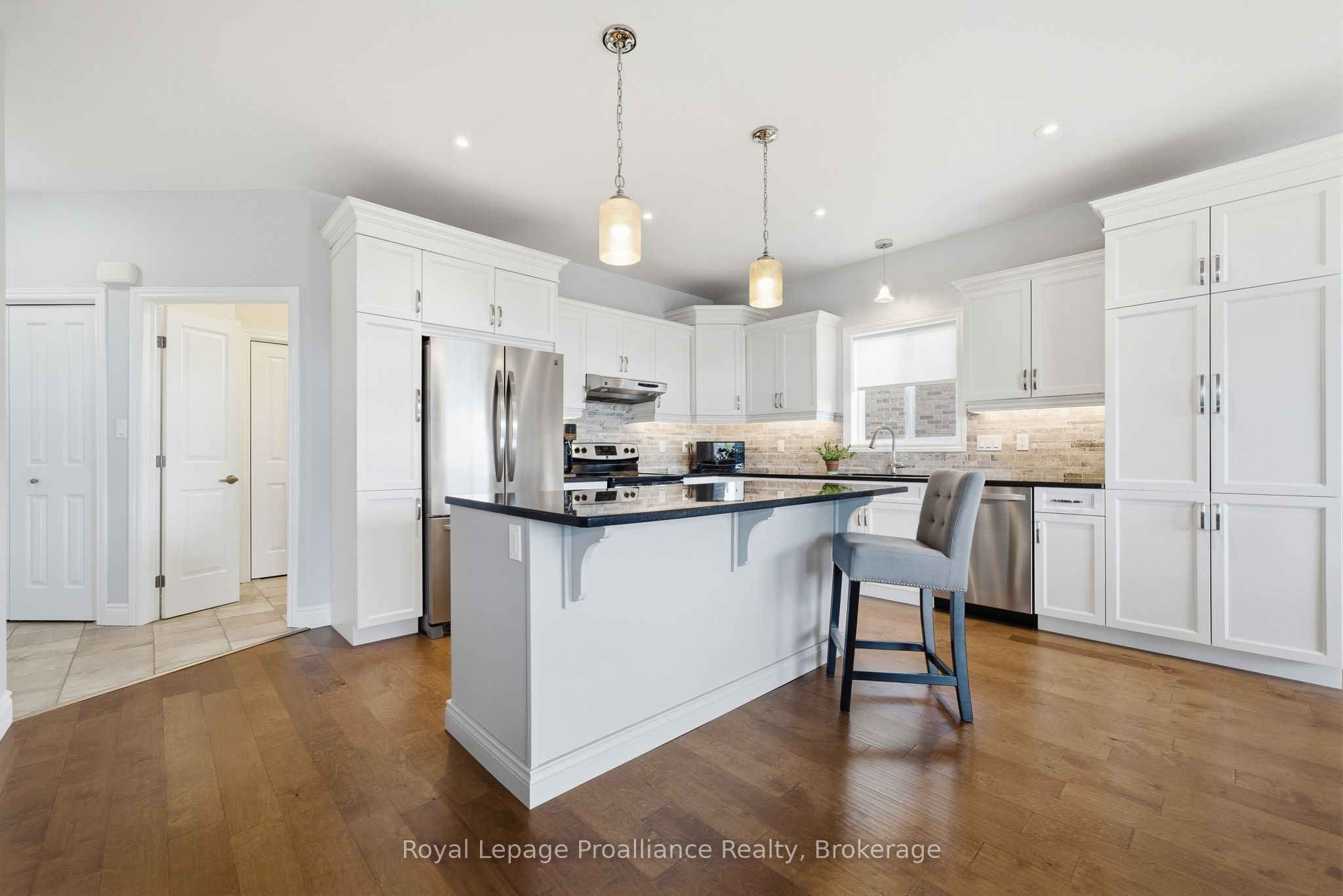 5 Kempton Avenue Property Photo 10
