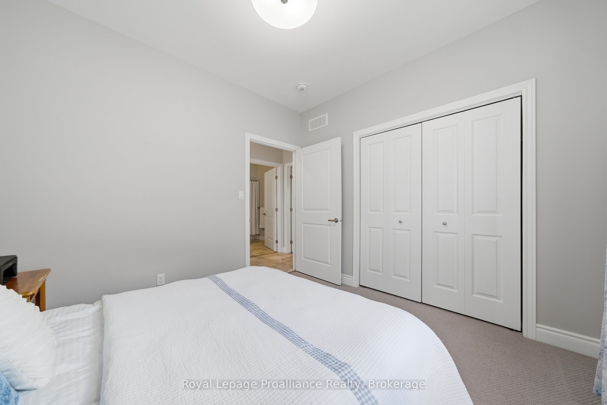 5 Kempton Avenue Property Photo 19