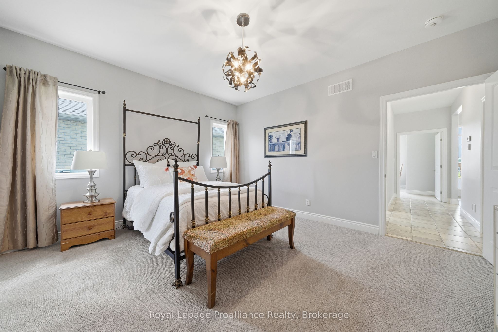 5 Kempton Avenue Property Photo 22