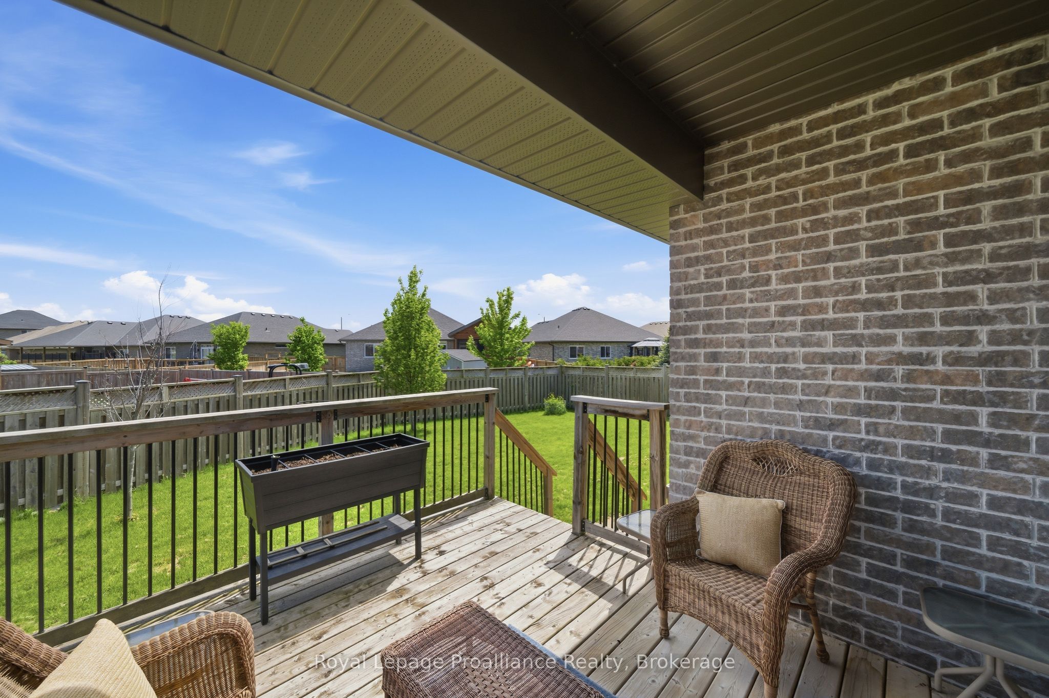 5 Kempton Avenue Property Photo 27