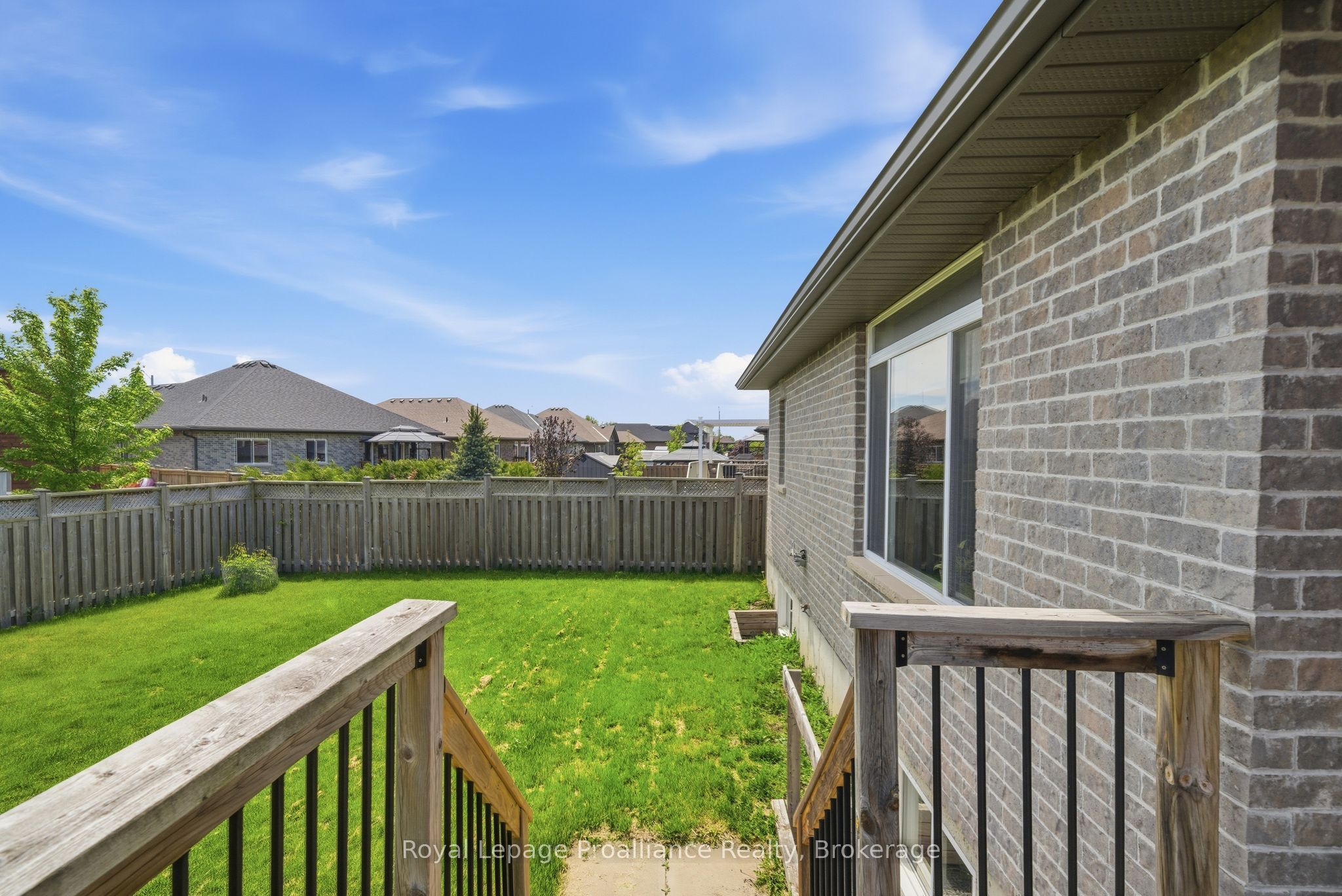 5 Kempton Avenue Property Photo 29