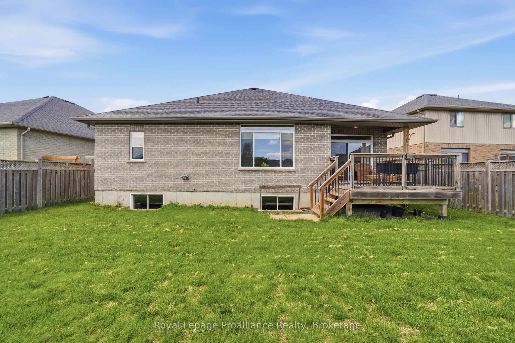 5 Kempton Avenue Property Photo 30