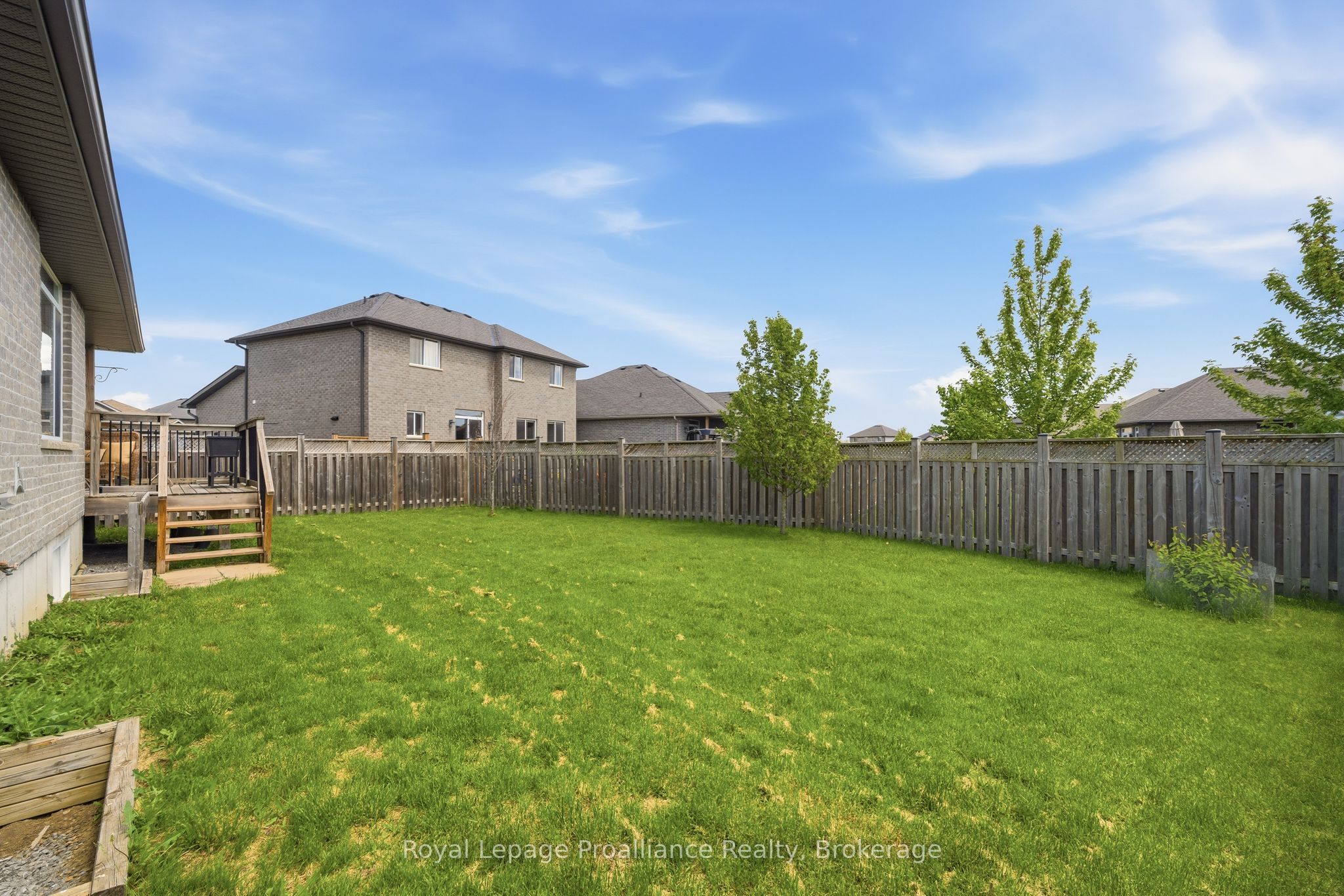5 Kempton Avenue Property Photo 33