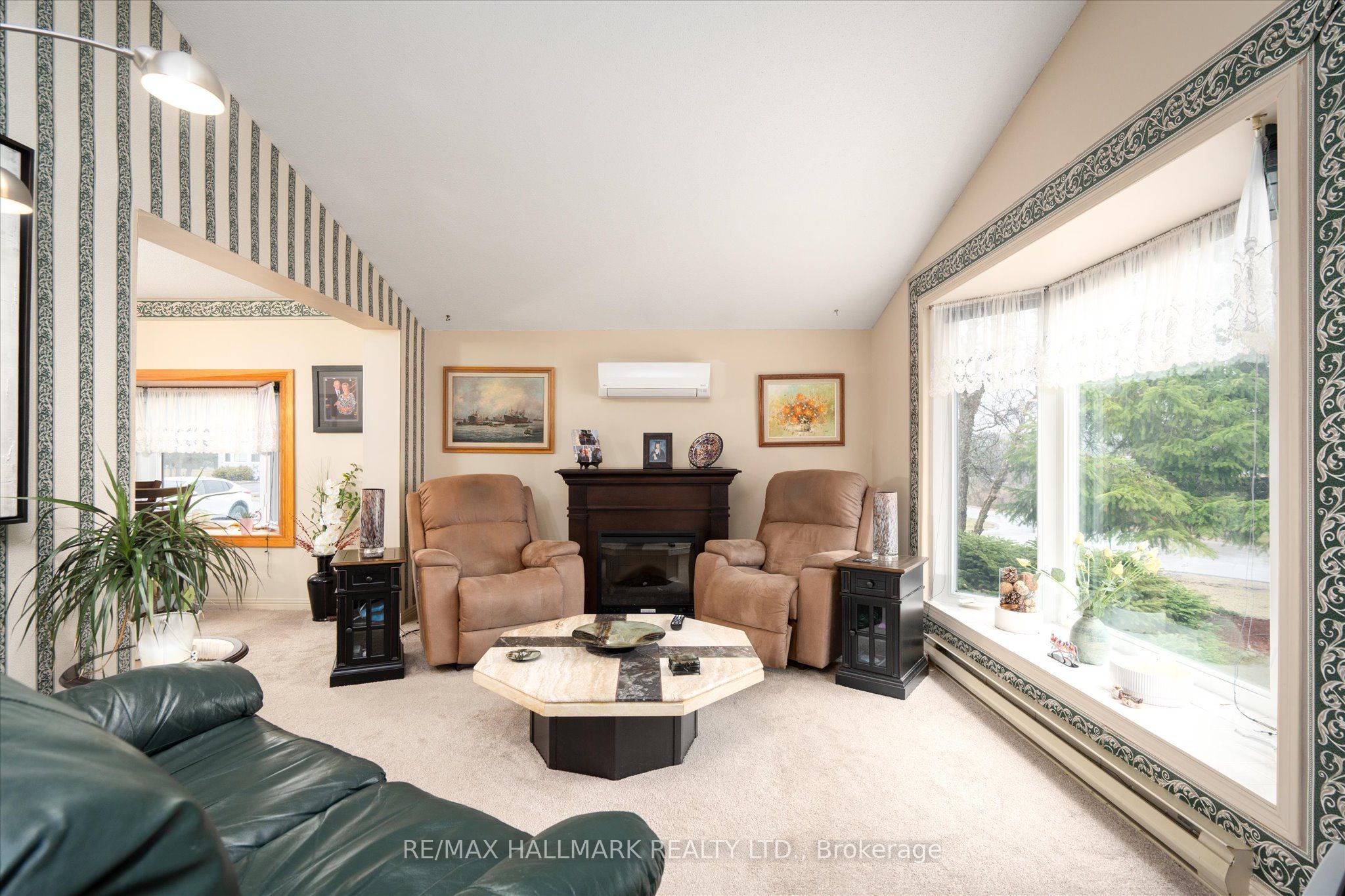 6 Seymour Street S Property Photo 10