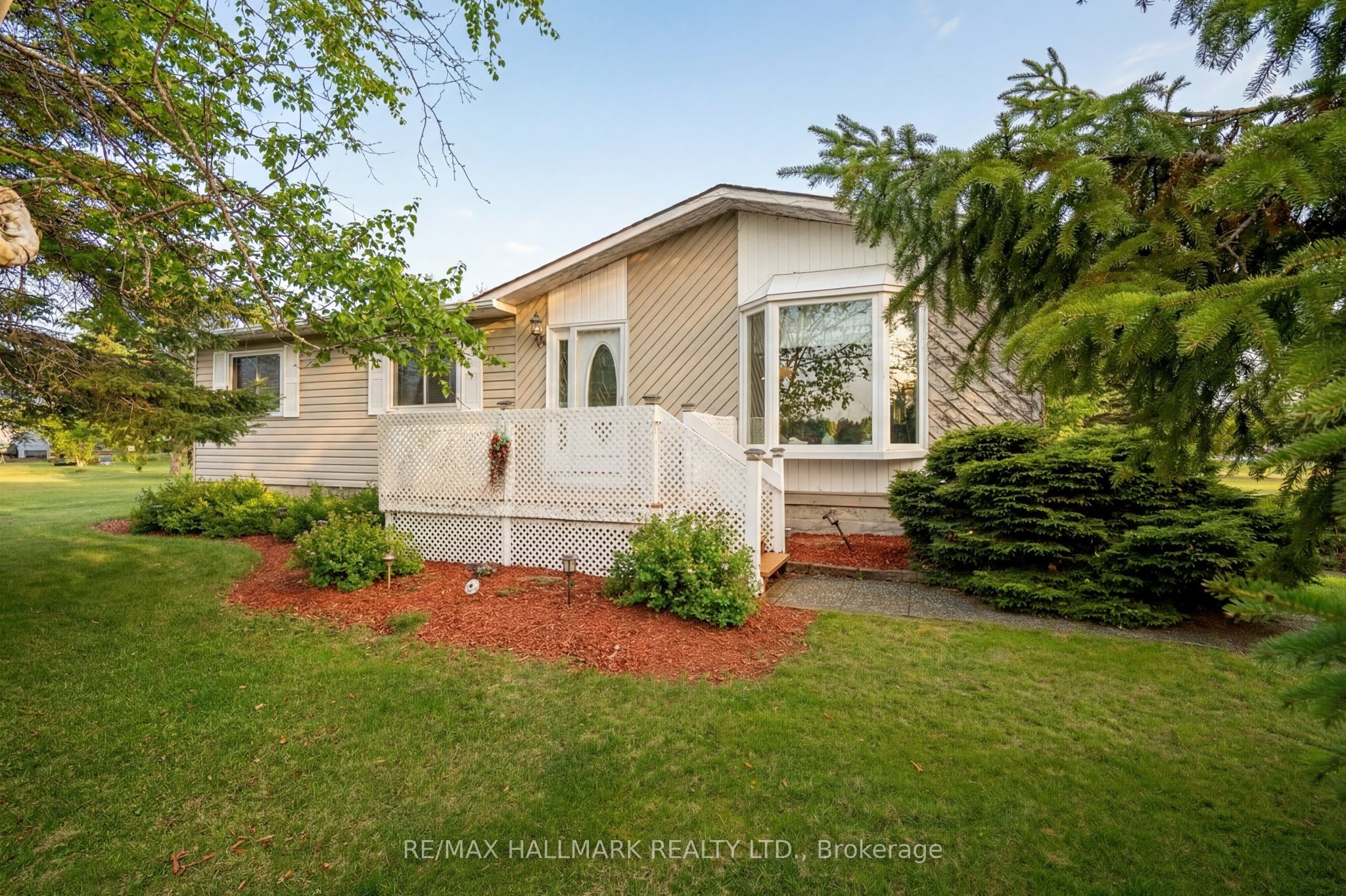 6 Seymour Street S Property Photo 20