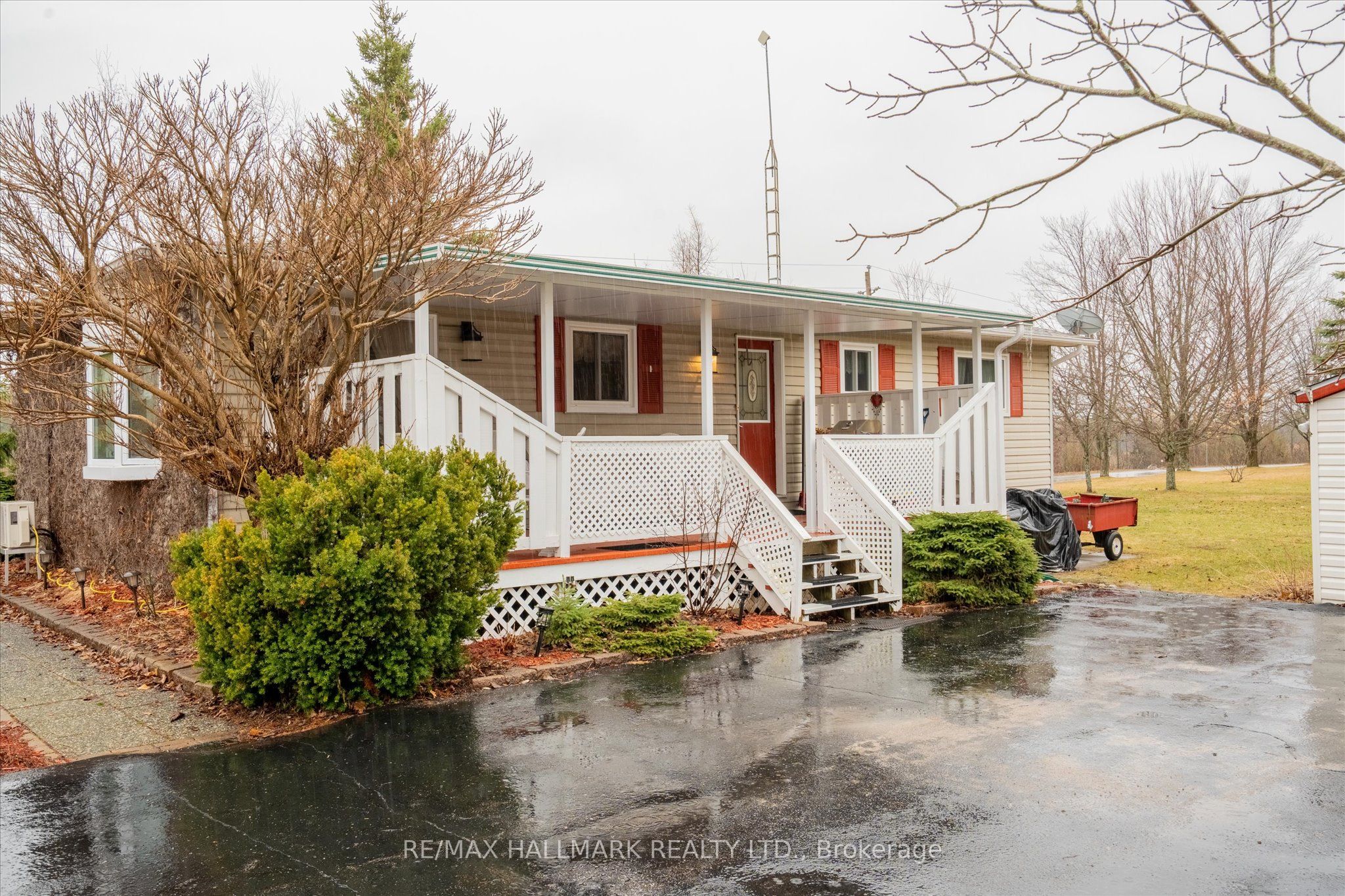 6 Seymour Street S Property Photo 24