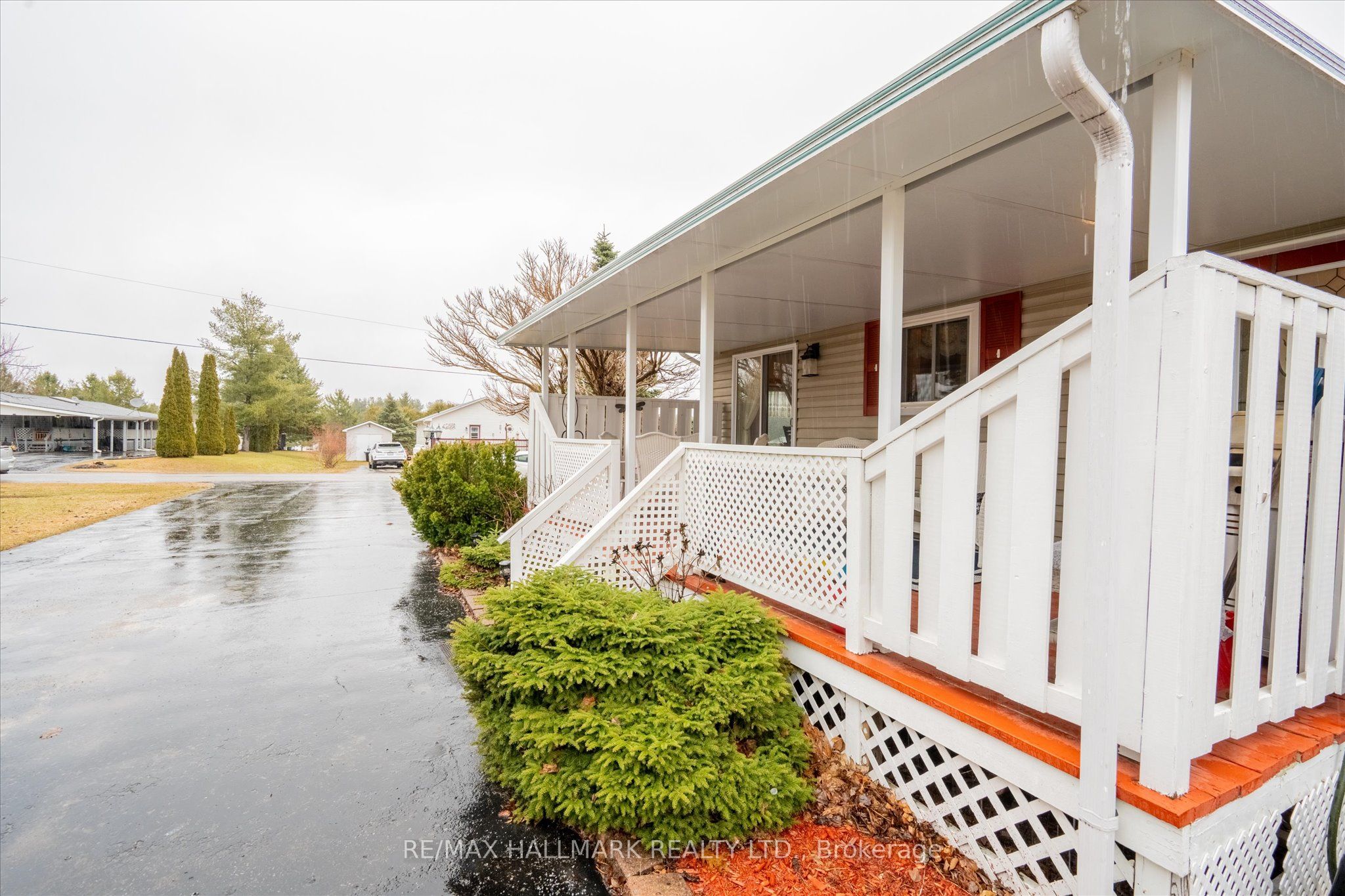 6 Seymour Street S Property Photo 25