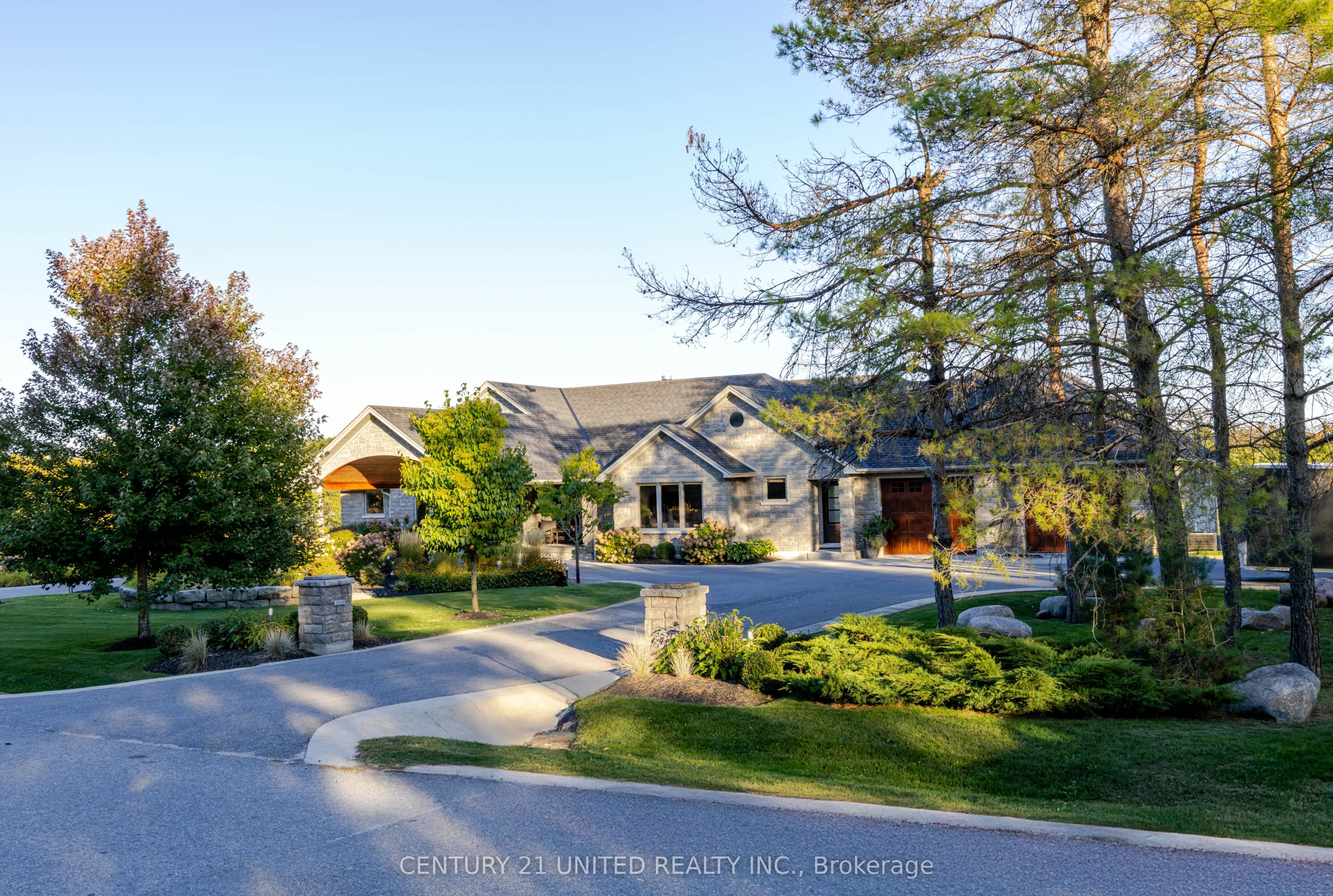 7 Maplehill Drive Property Photo 4