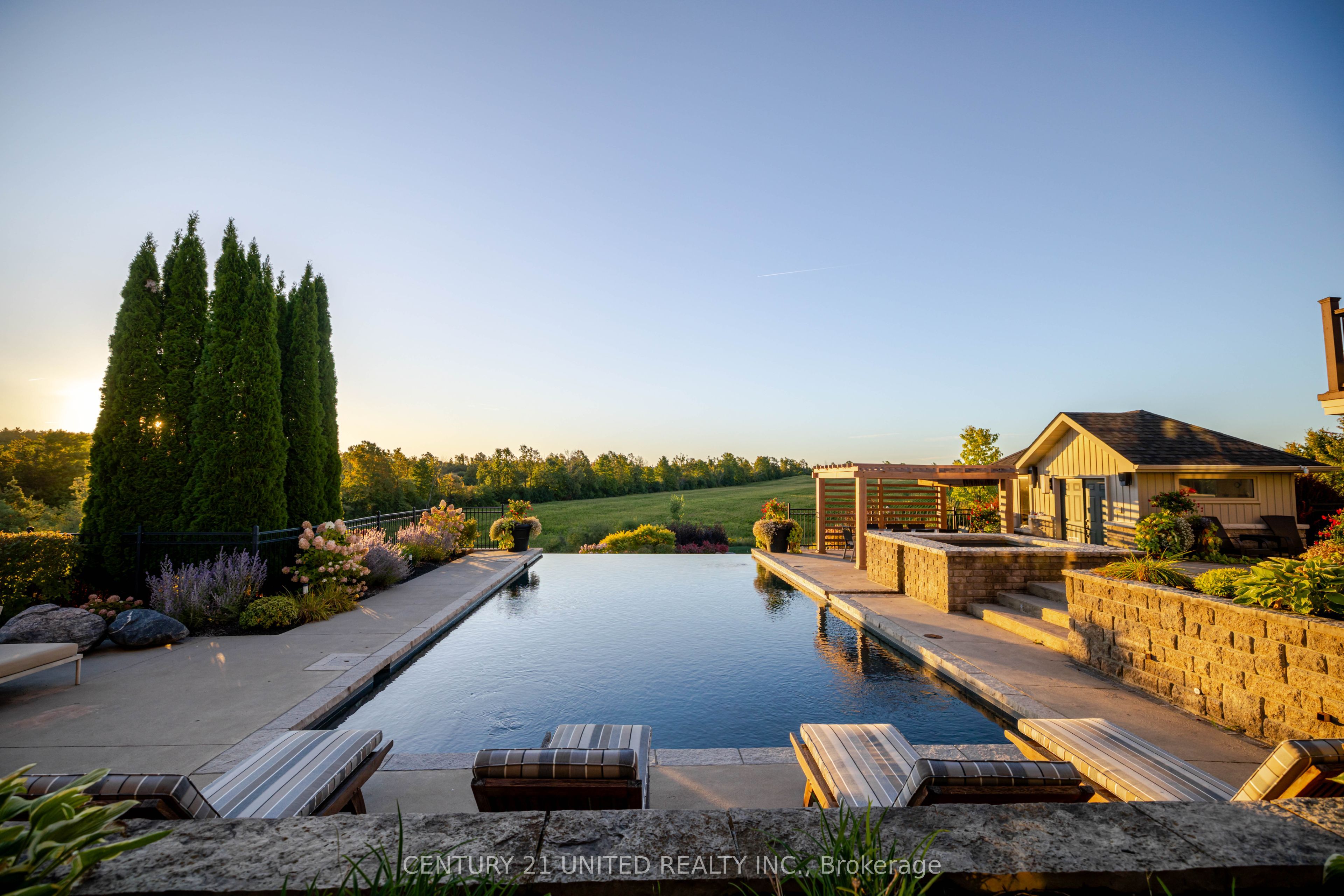 7 Maplehill Drive Property Photo 31