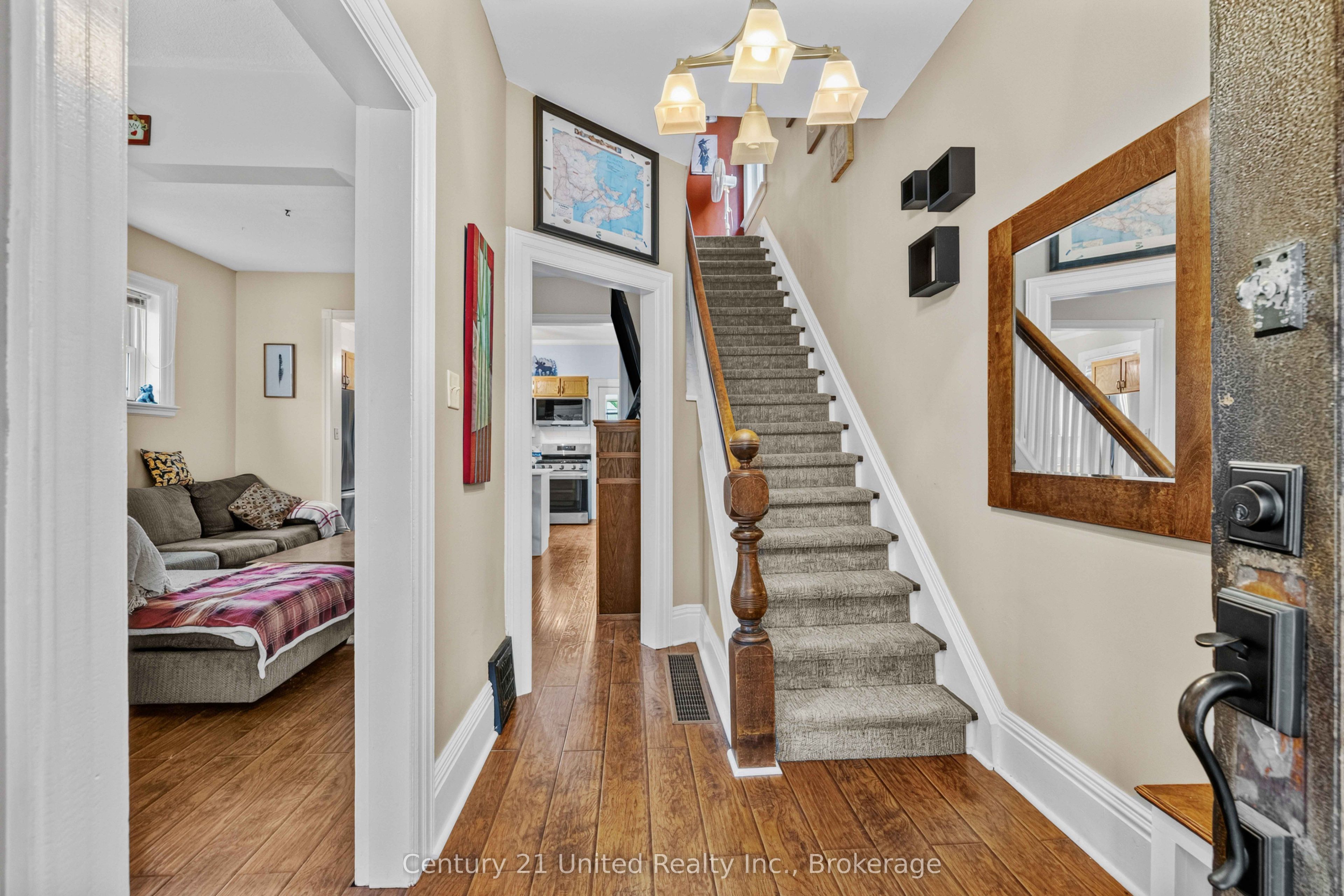 95 Morrow Street Property Photo 2