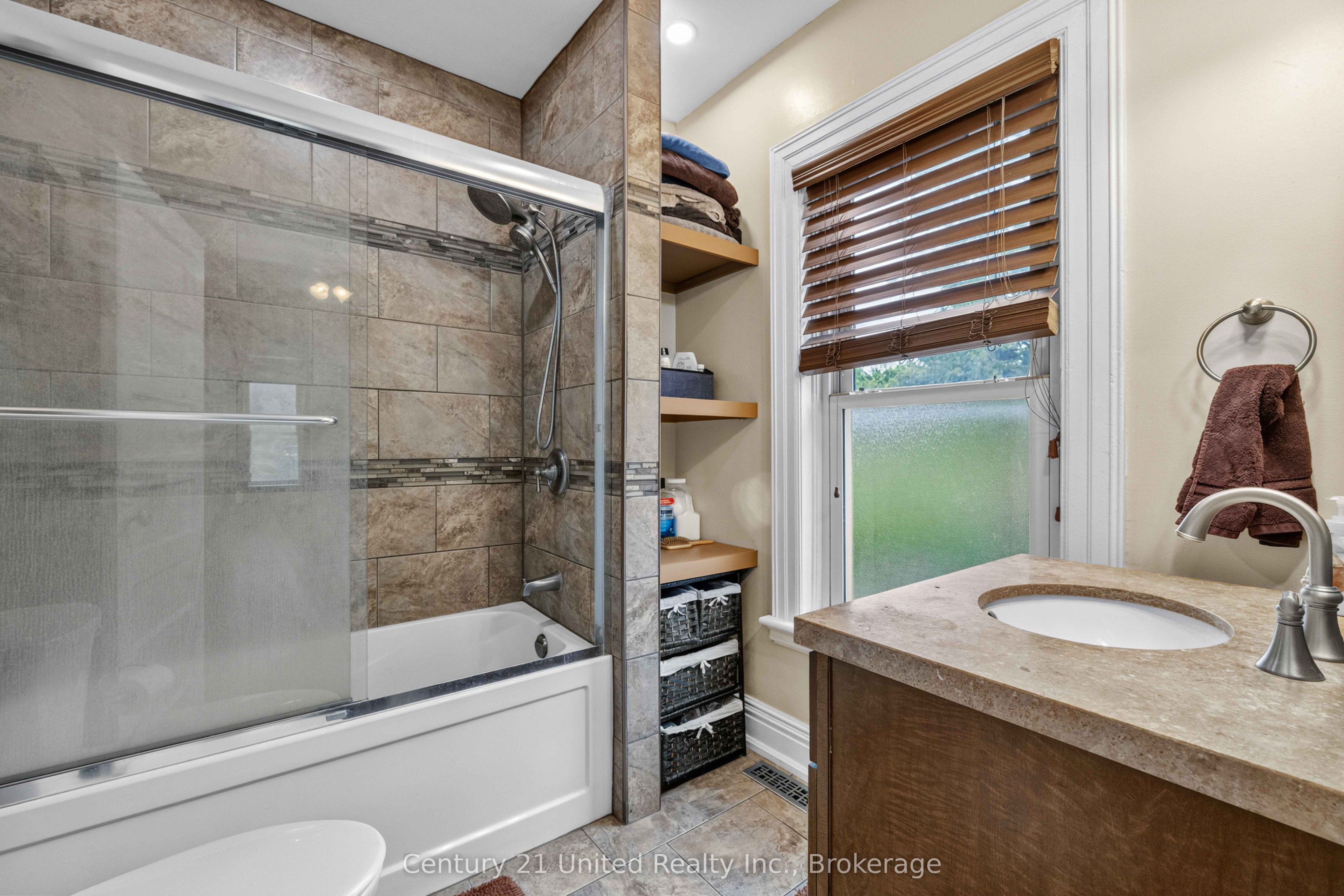 95 Morrow Street Property Photo 16