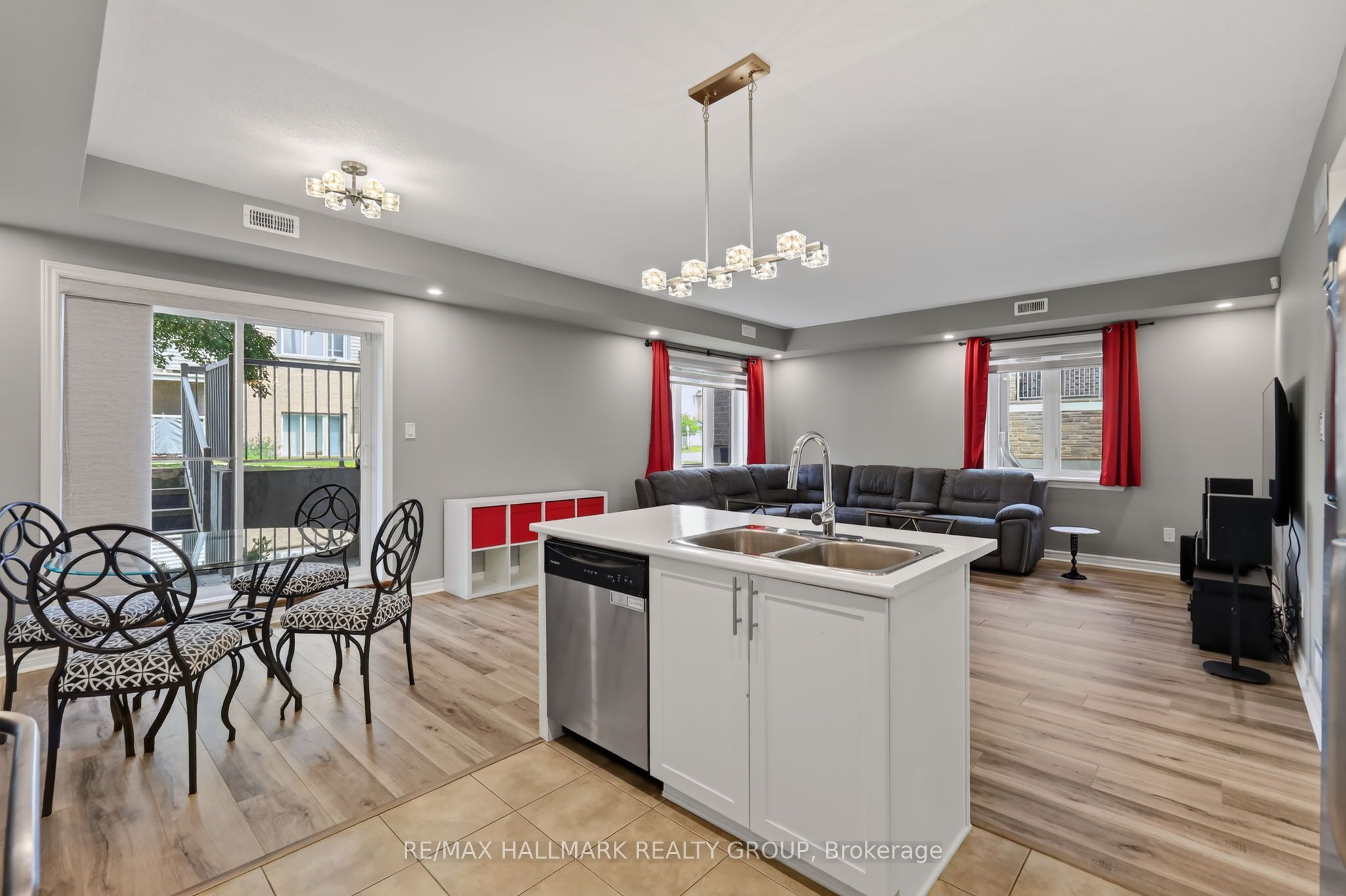 53 Tayside Private A Property Photo 12