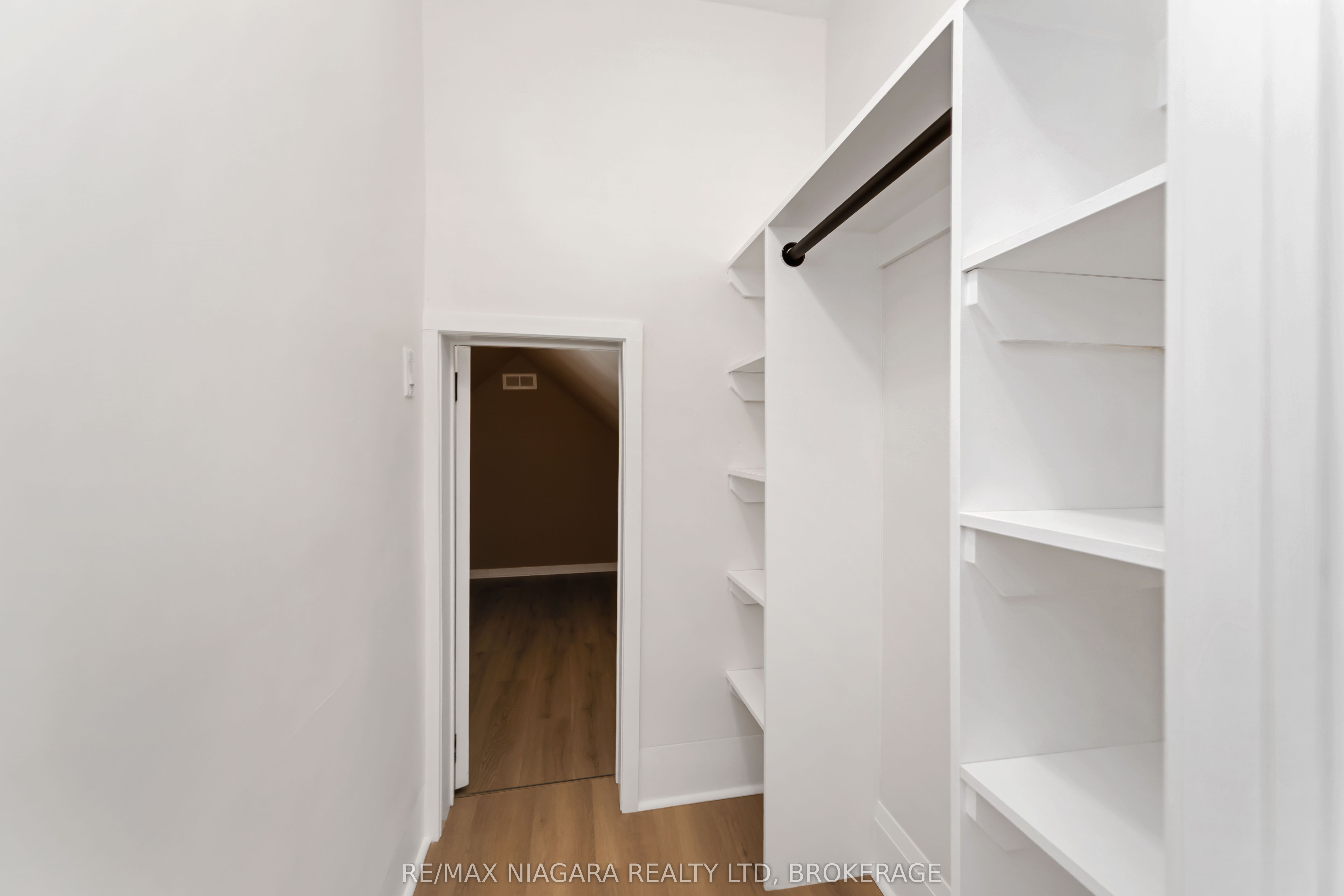 4367 Ontario Street Property Photo 16