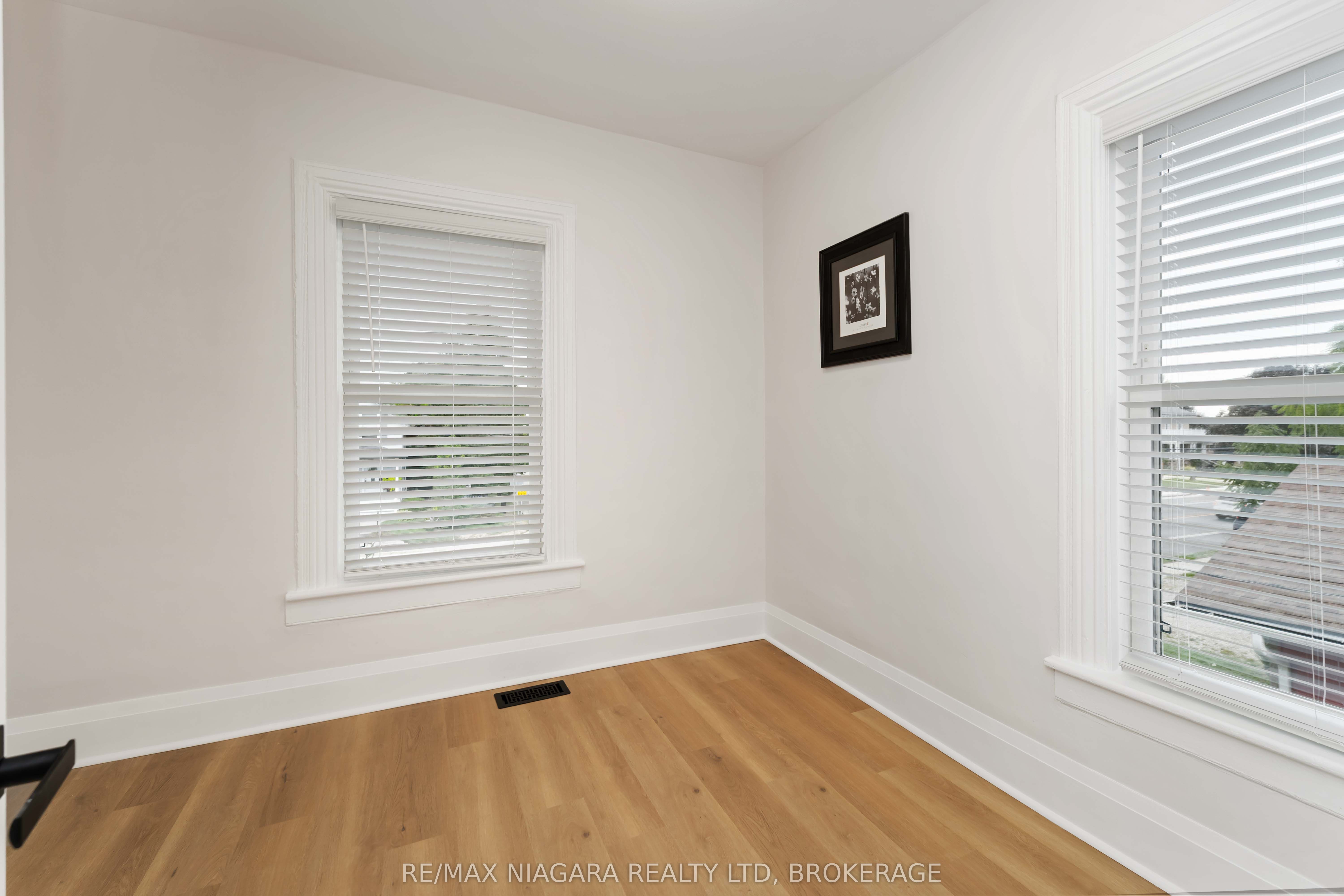 4367 Ontario Street Property Photo 21
