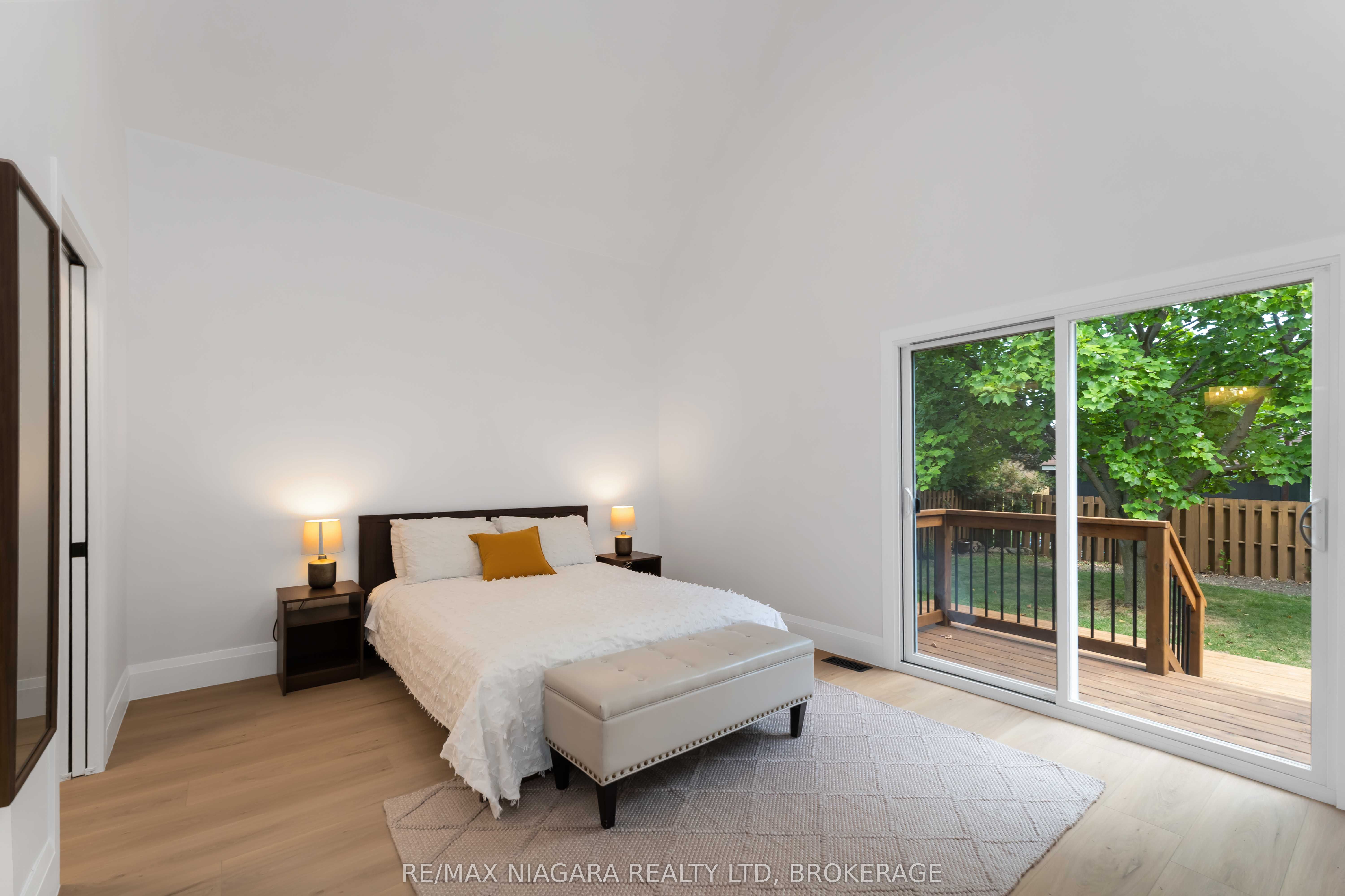 4367 Ontario Street Property Photo 23