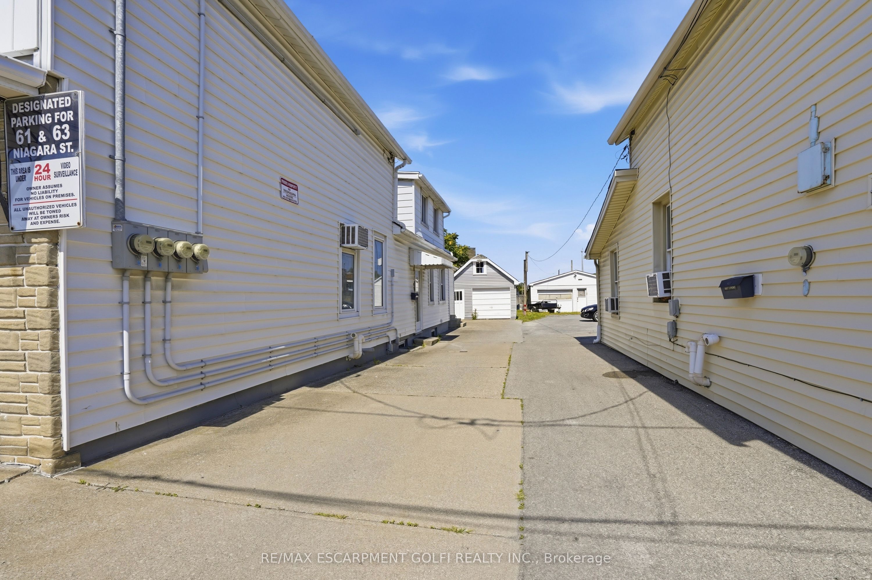 61 Niagara Street Property Photo 17