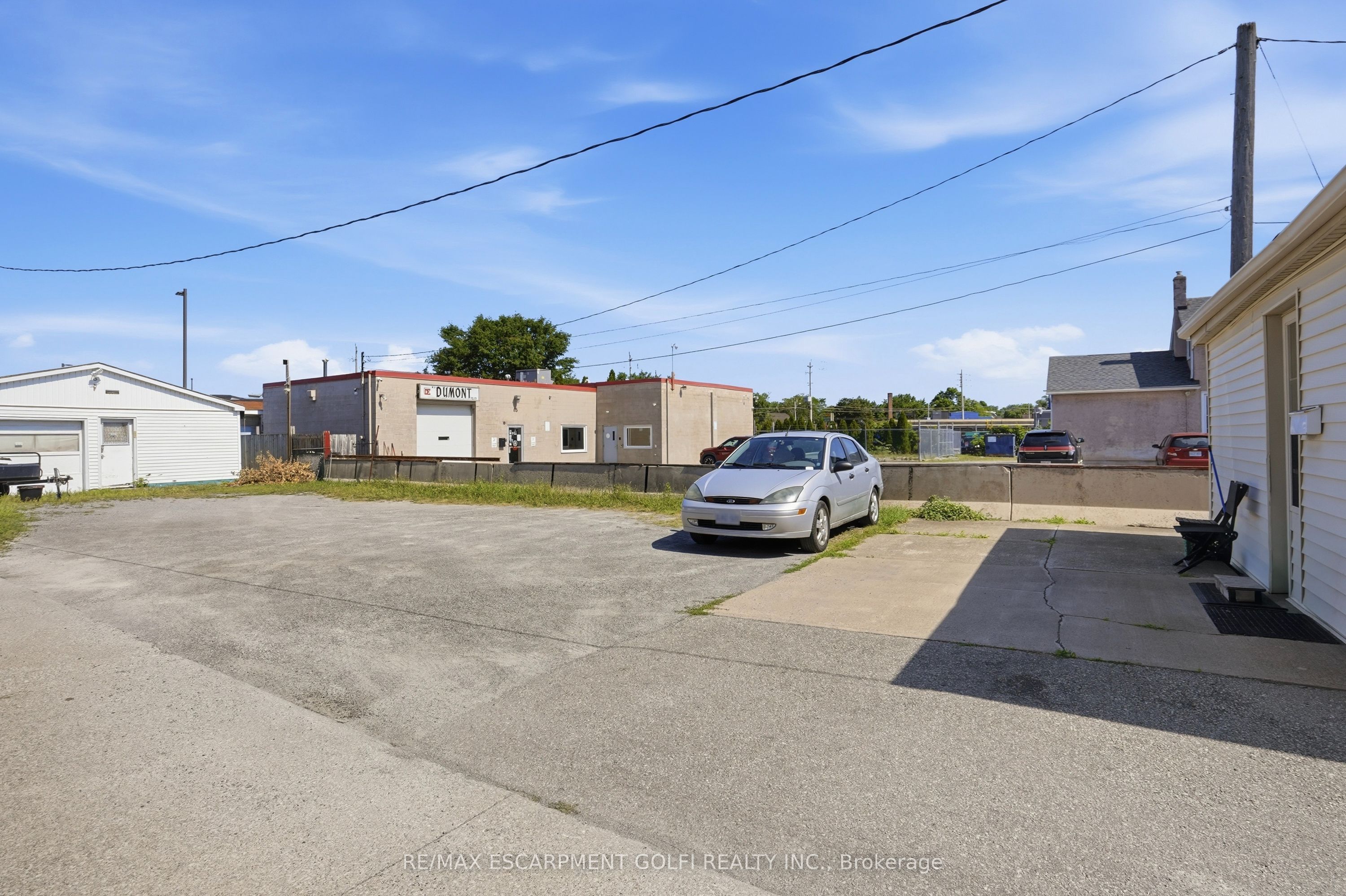 61 Niagara Street Property Photo 19