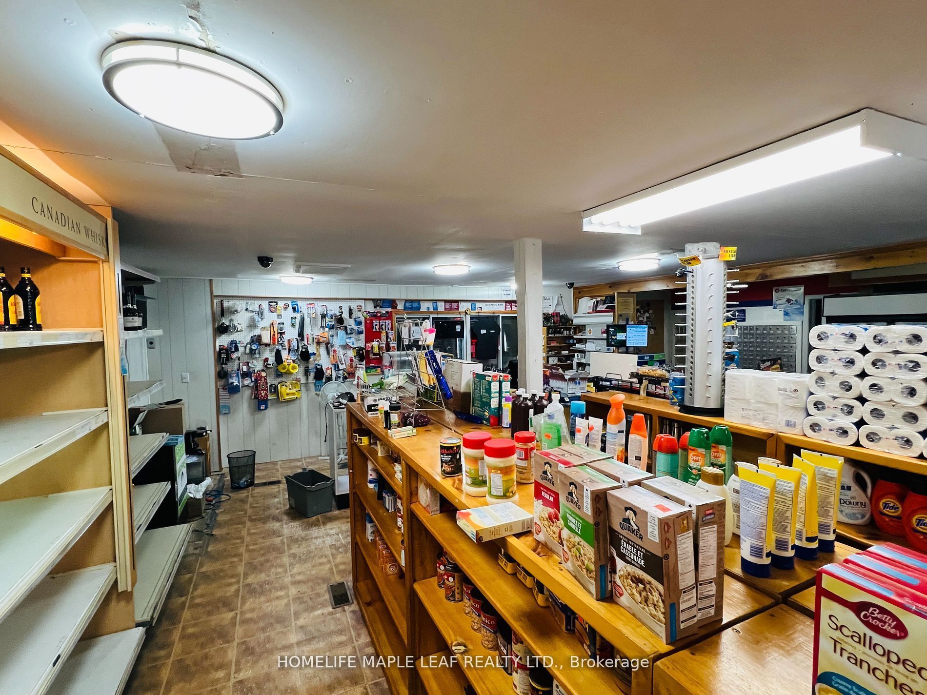 5251 Plank Road Property Photo 11