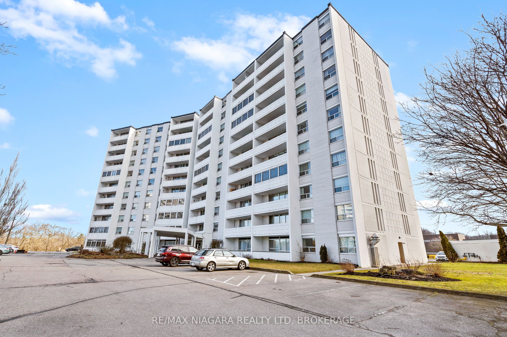 35 Towering Heights Boulevard 1003 Property Photo 4