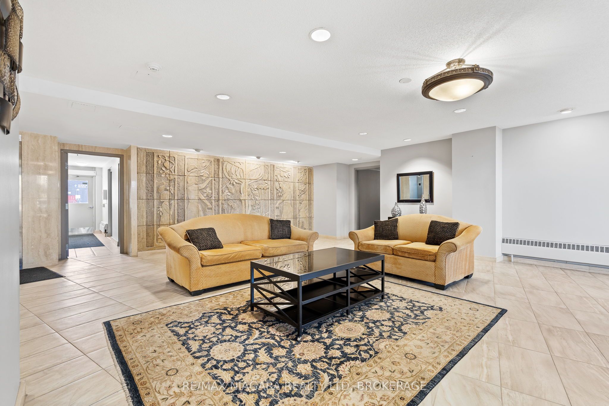 35 Towering Heights Boulevard 1003 Property Photo 6