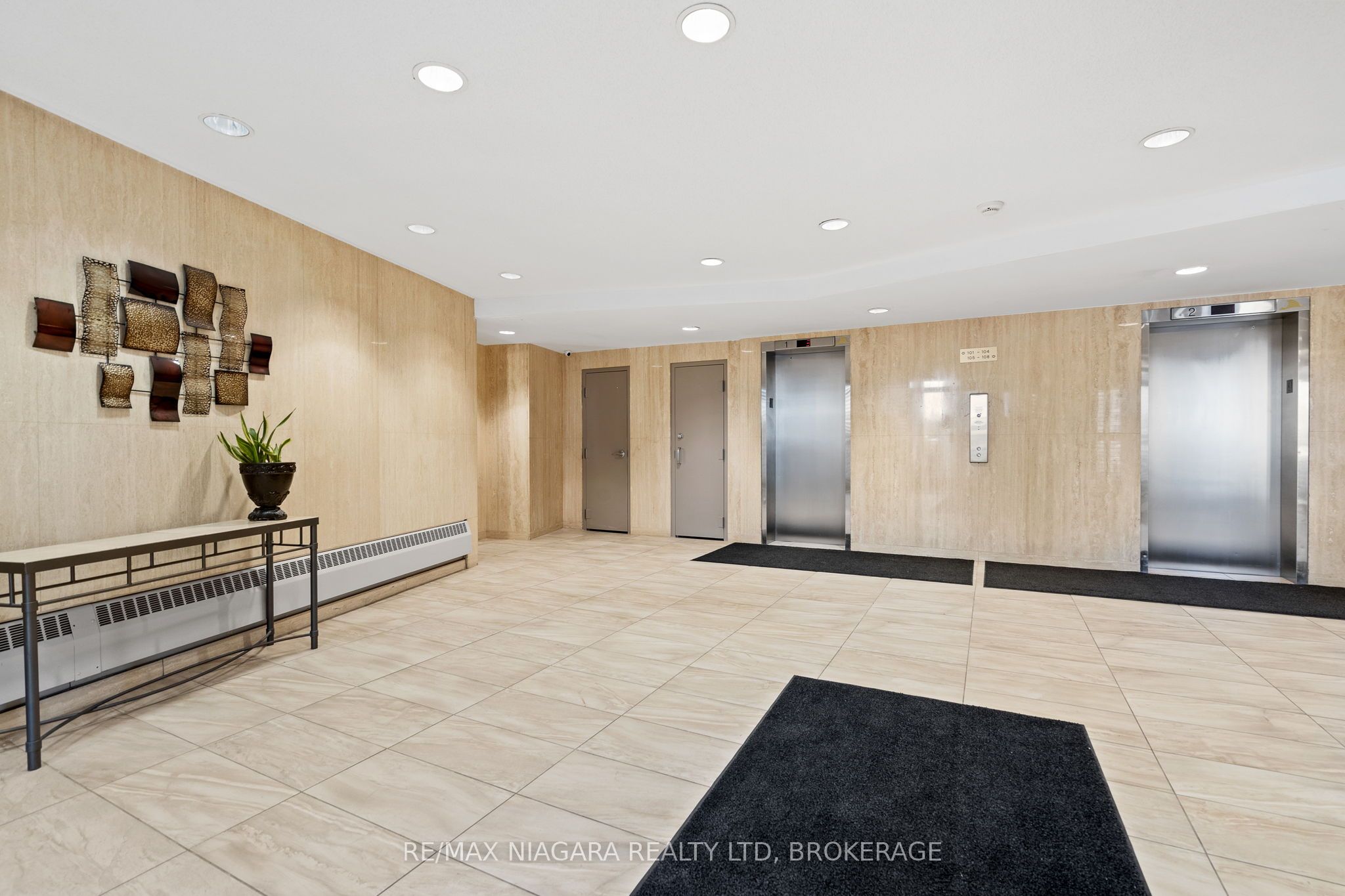 35 Towering Heights Boulevard 1003 Property Photo 7