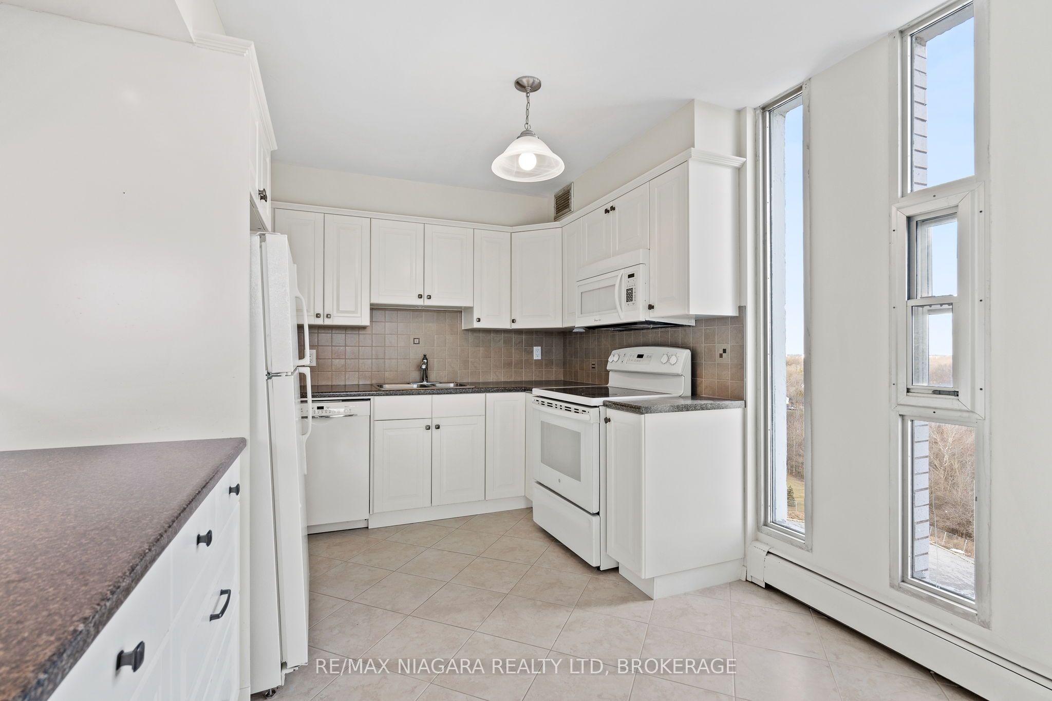 35 Towering Heights Boulevard 1003 Property Photo 15