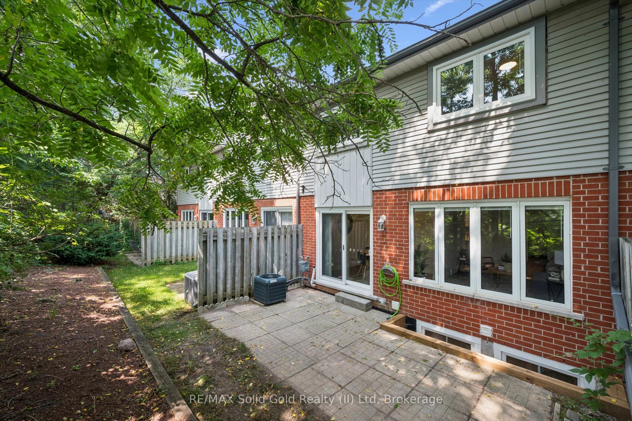 89 Woolwich Street 10 Property Photo 37