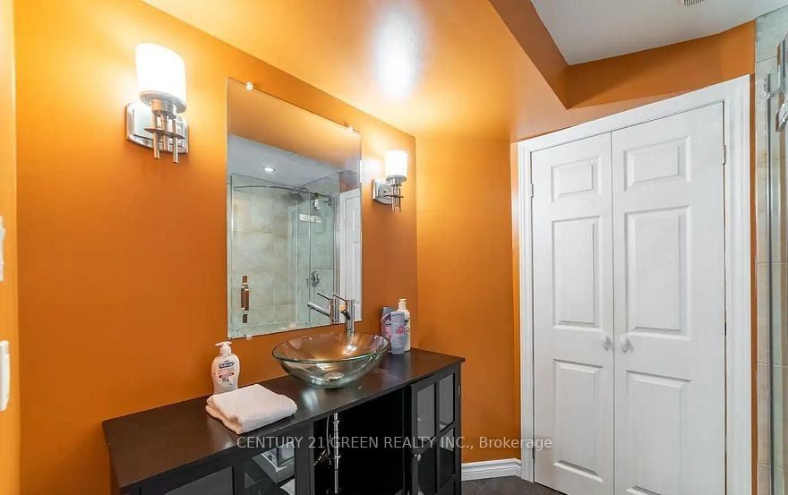 7 Swartz Street Property Photo 11