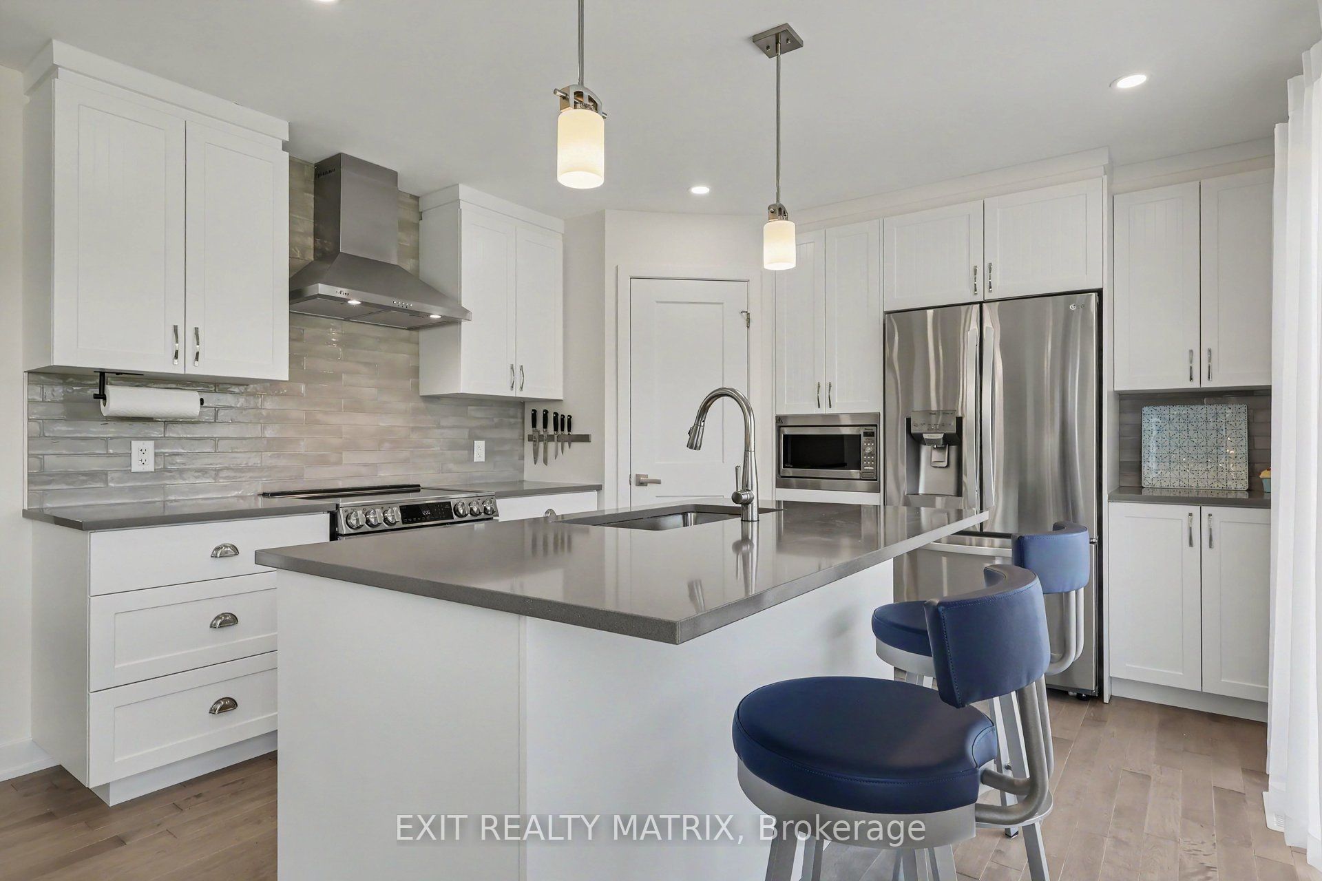 521 Barrage Street Property Photo 6