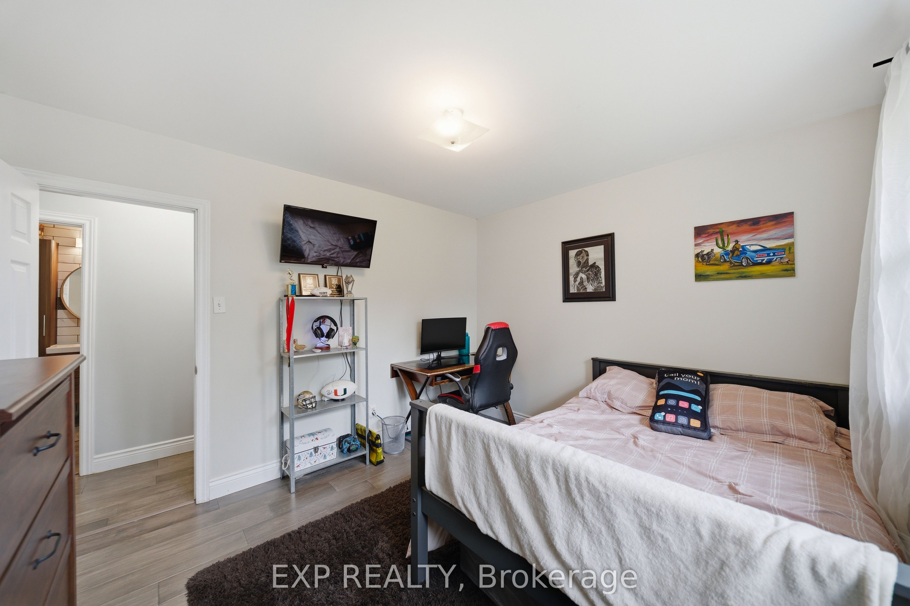 6892 Boundary Road Property Photo 25