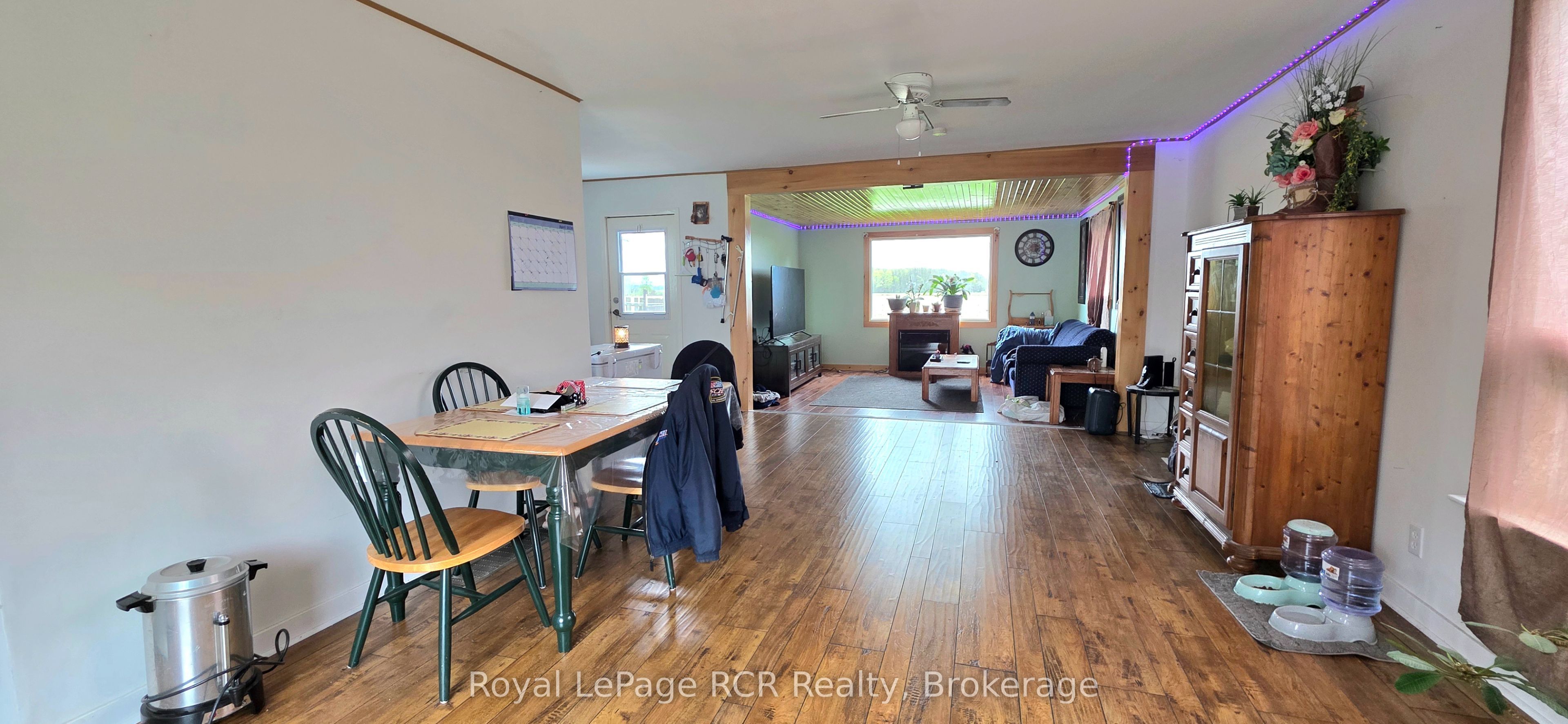 10 Quebec Road Property Photo 2