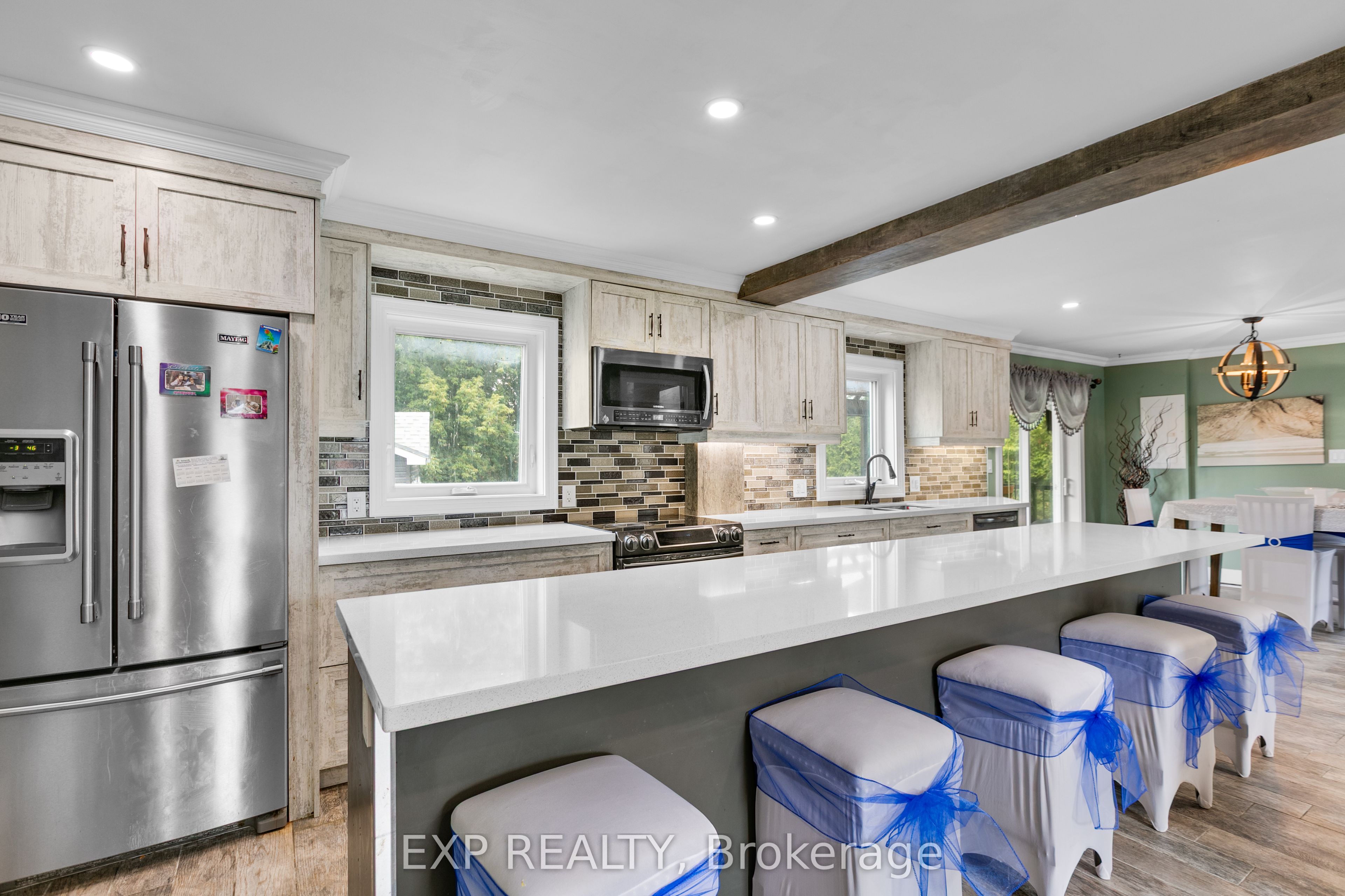 891 Lacroix Road Property Photo 9