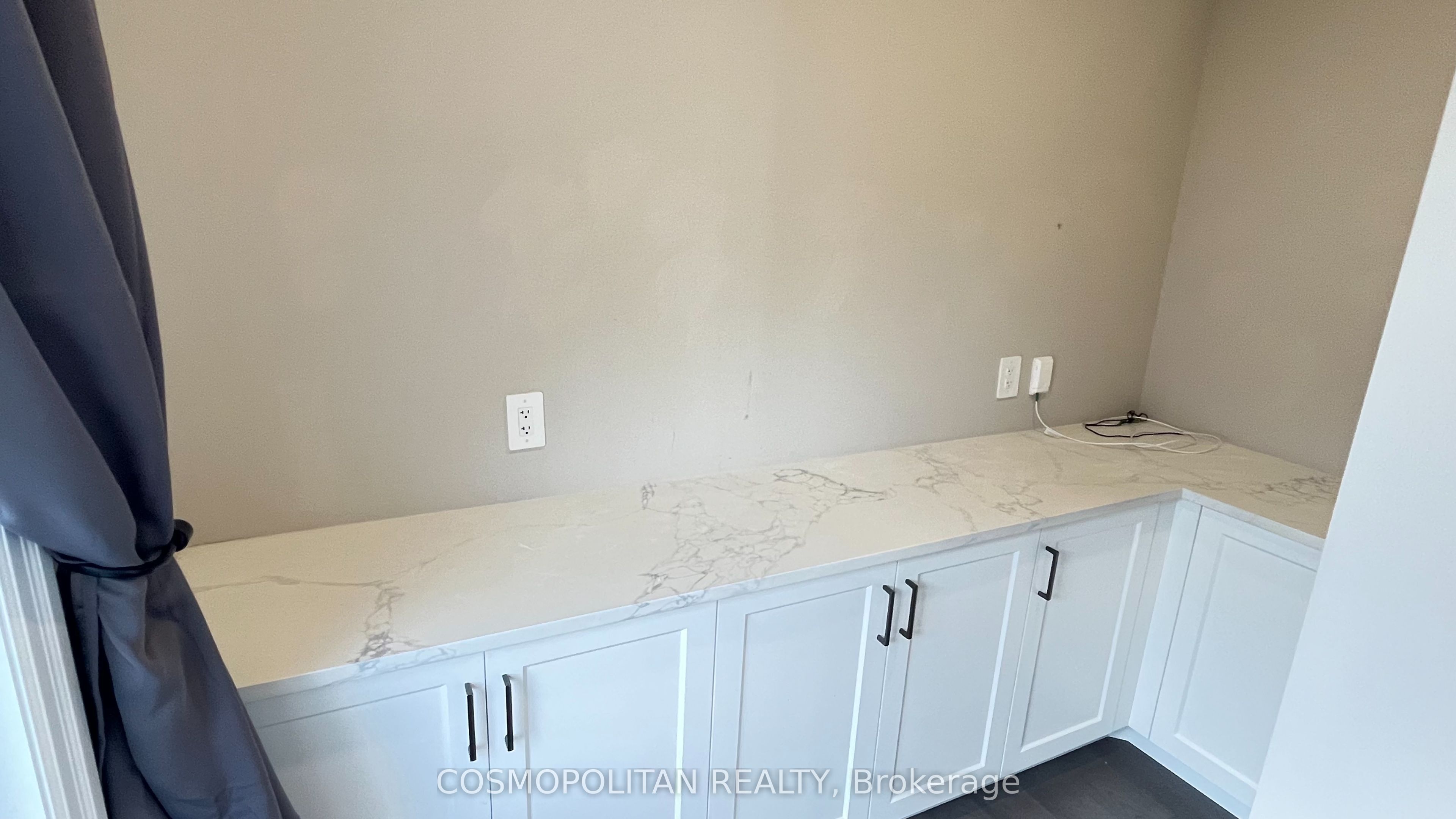 80 Aspen Circle Property Photo 5
