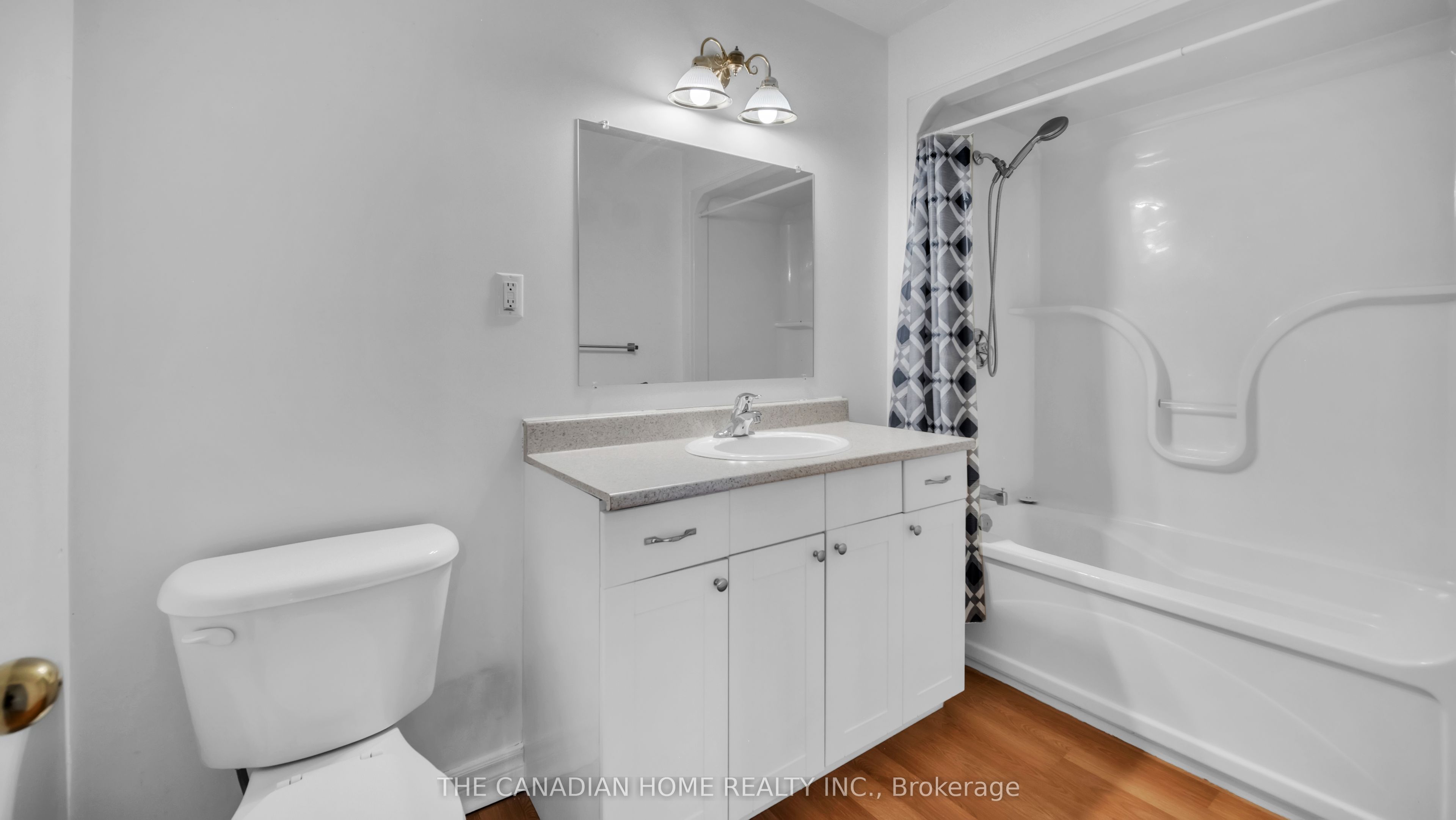 196 Lingham Street Property Photo 8