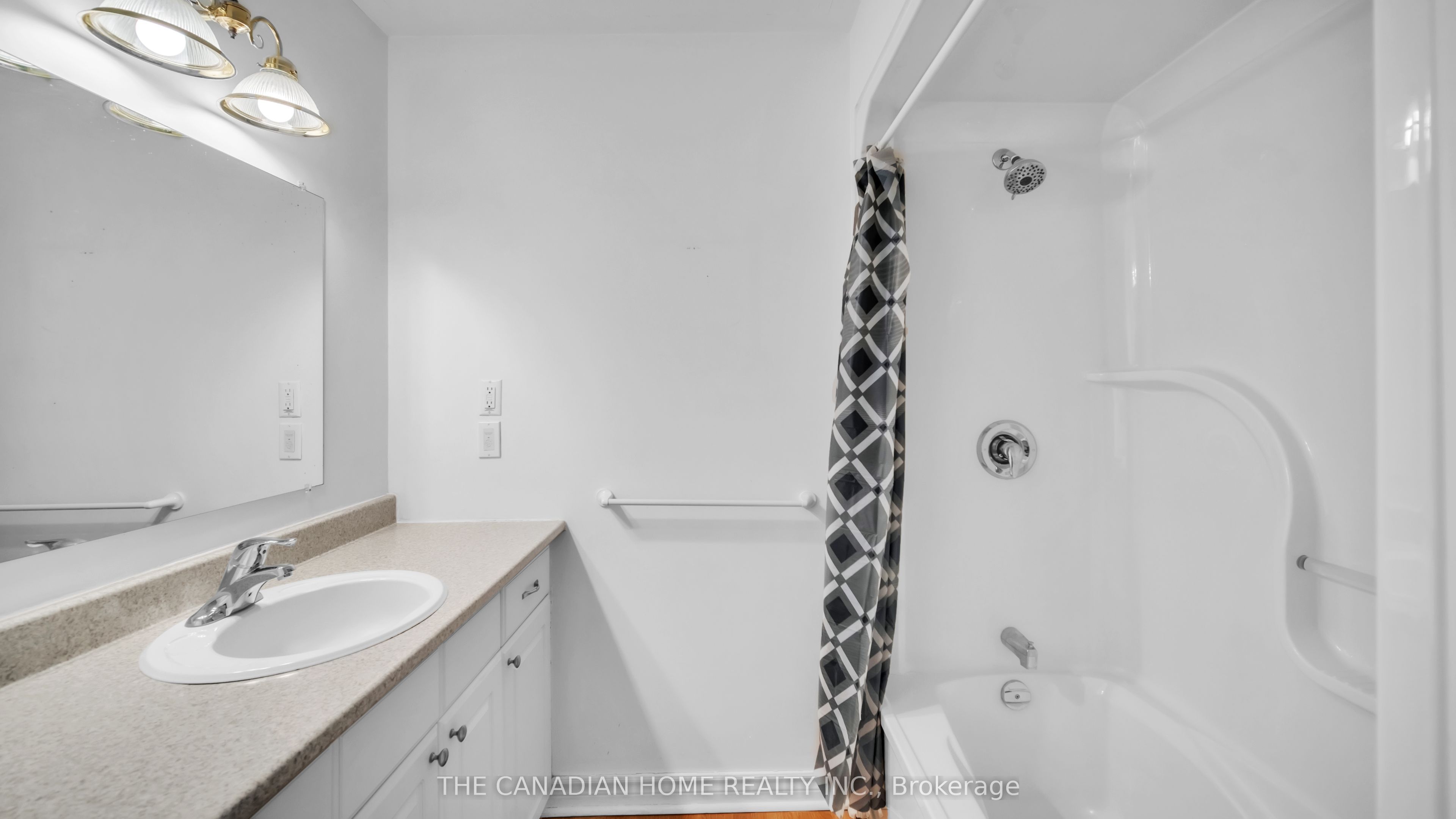 196 Lingham Street Property Photo 10