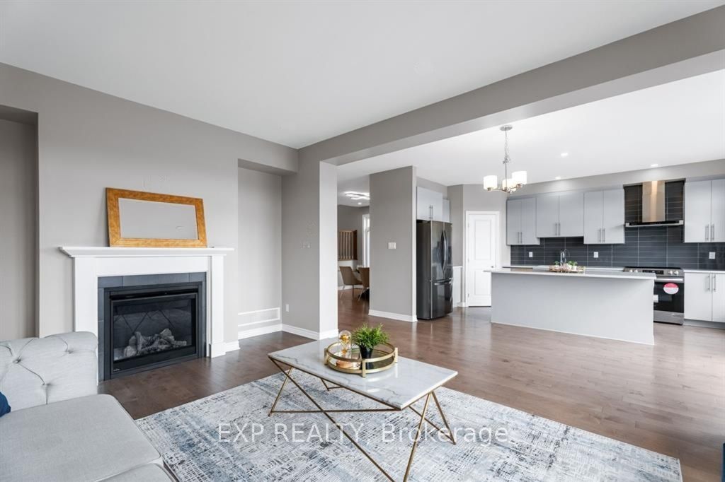 848 Snowdrop Crescent Property Photo 8