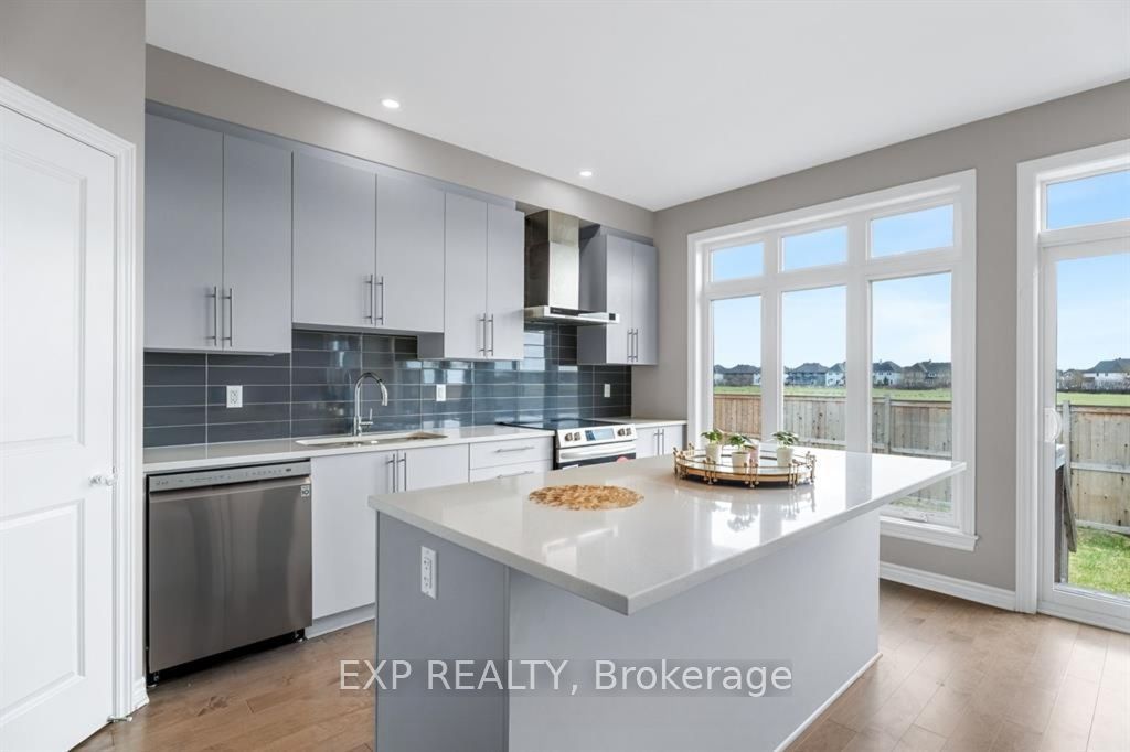 848 Snowdrop Crescent Property Photo 15