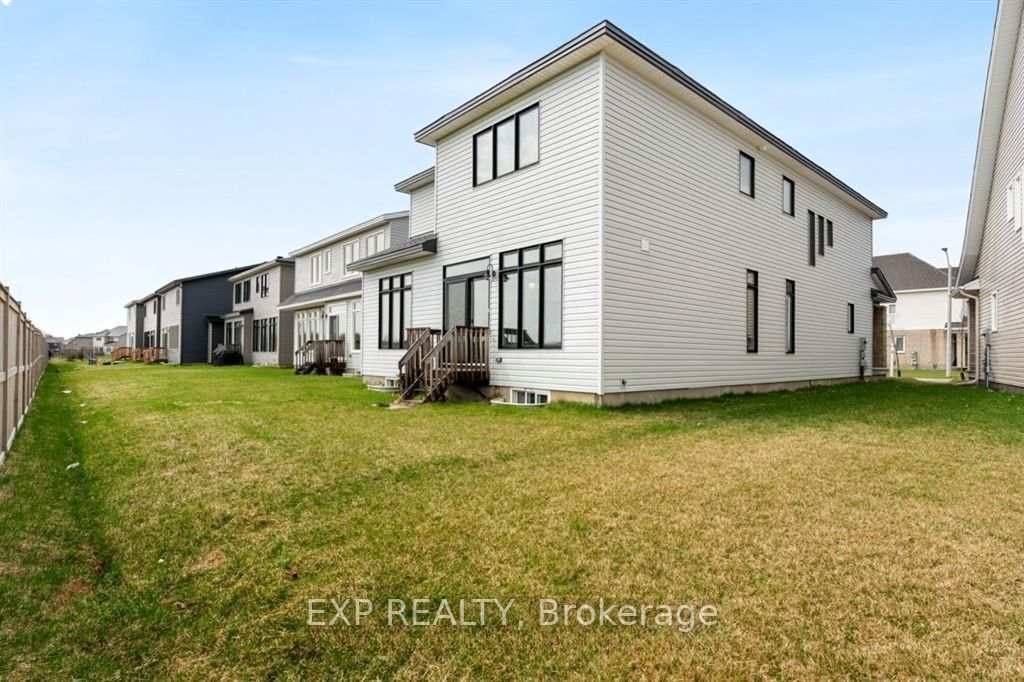 848 Snowdrop Crescent Property Photo 34