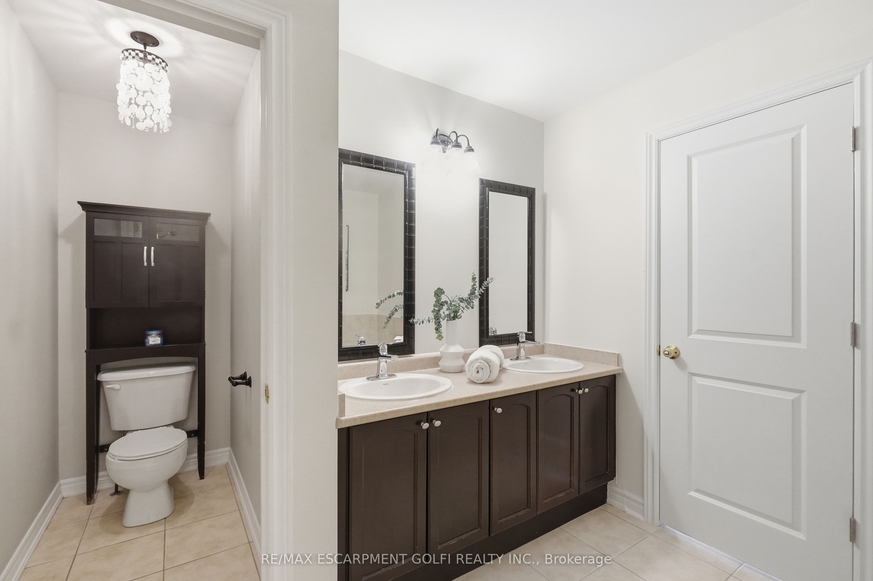 100 Springstead Avenue Property Photo 16