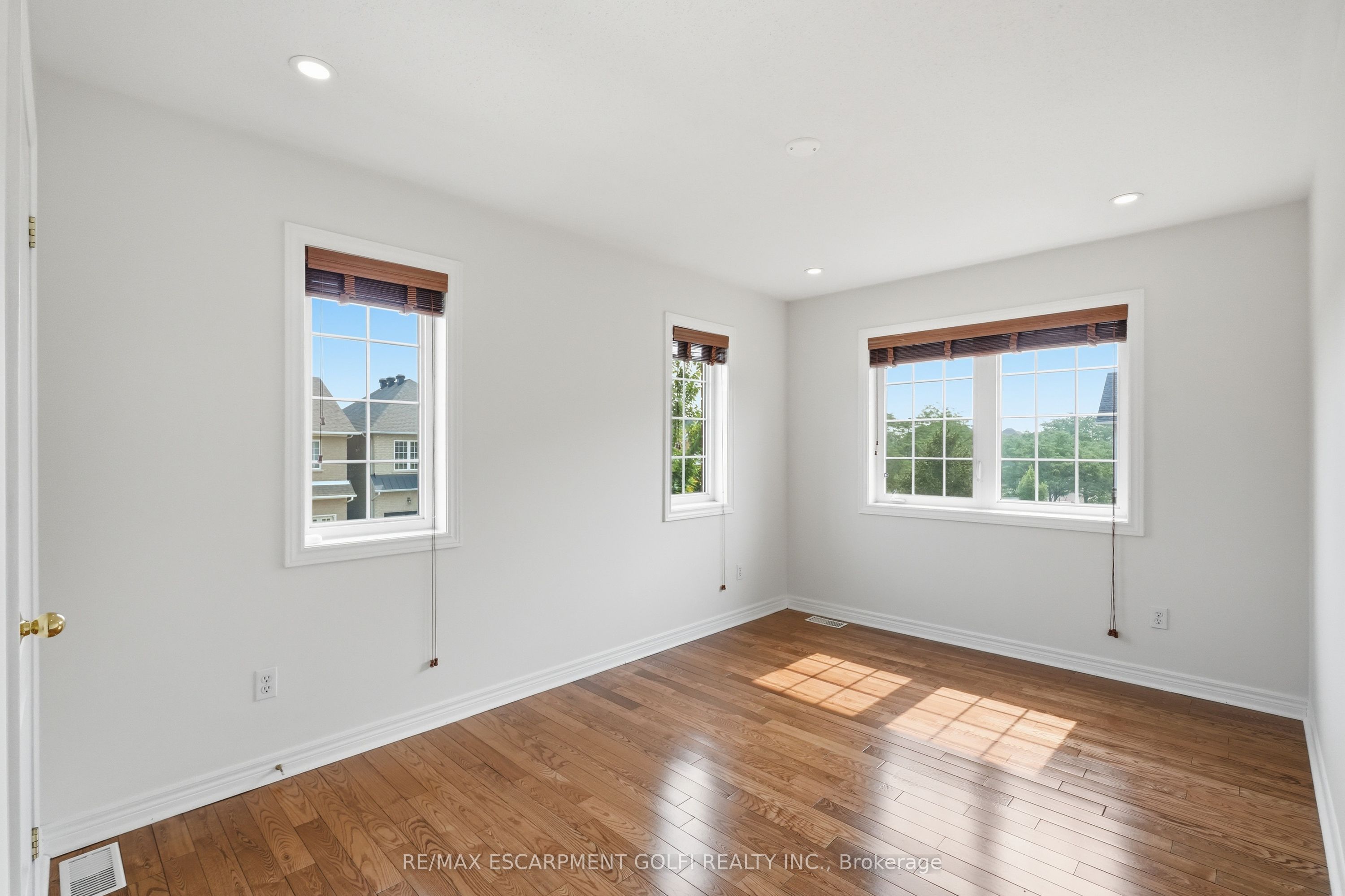 X13590770 Property Photo 20